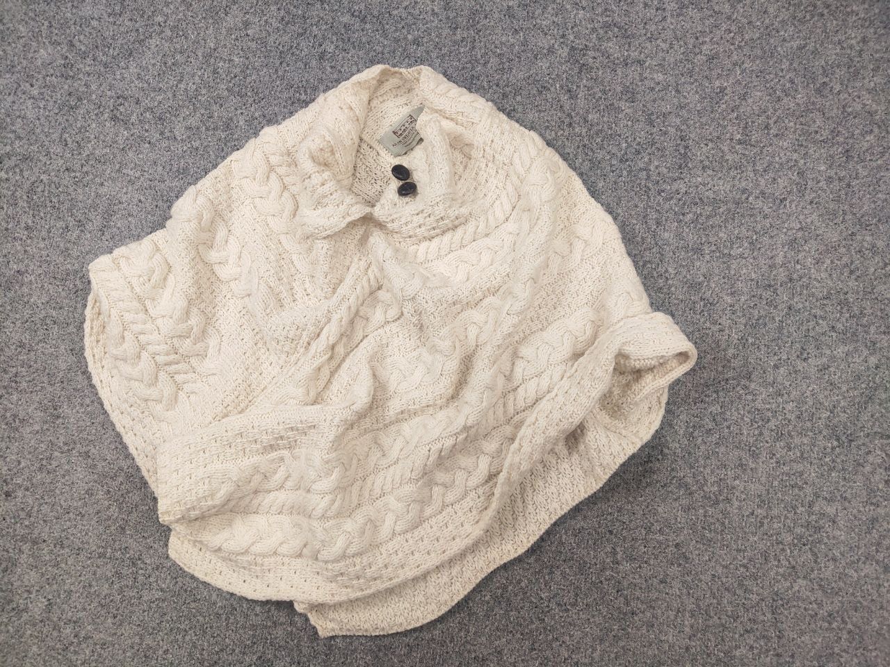 Aran Sweater Market Aran Sweater Market Irish Wool Cable Knit Poncho Vintage Size ONE SIZE - 4 Thumbnail