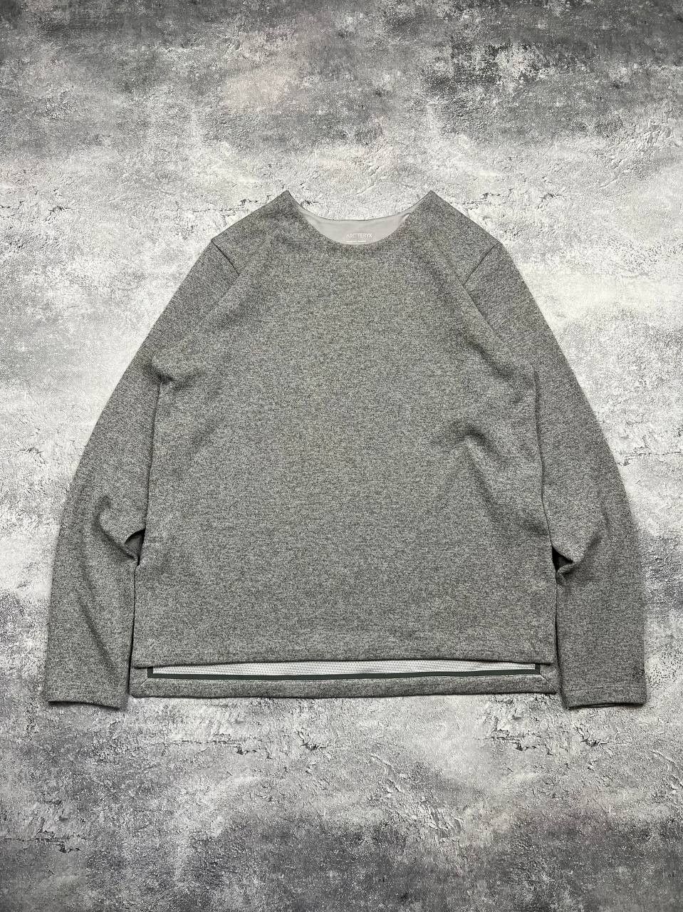 Arc'teryx Vintage Arc'teryx Sweatshirt GorpCore Small Logo Size M / US 6-8 / IT 42-44 - 1 Thumbnail