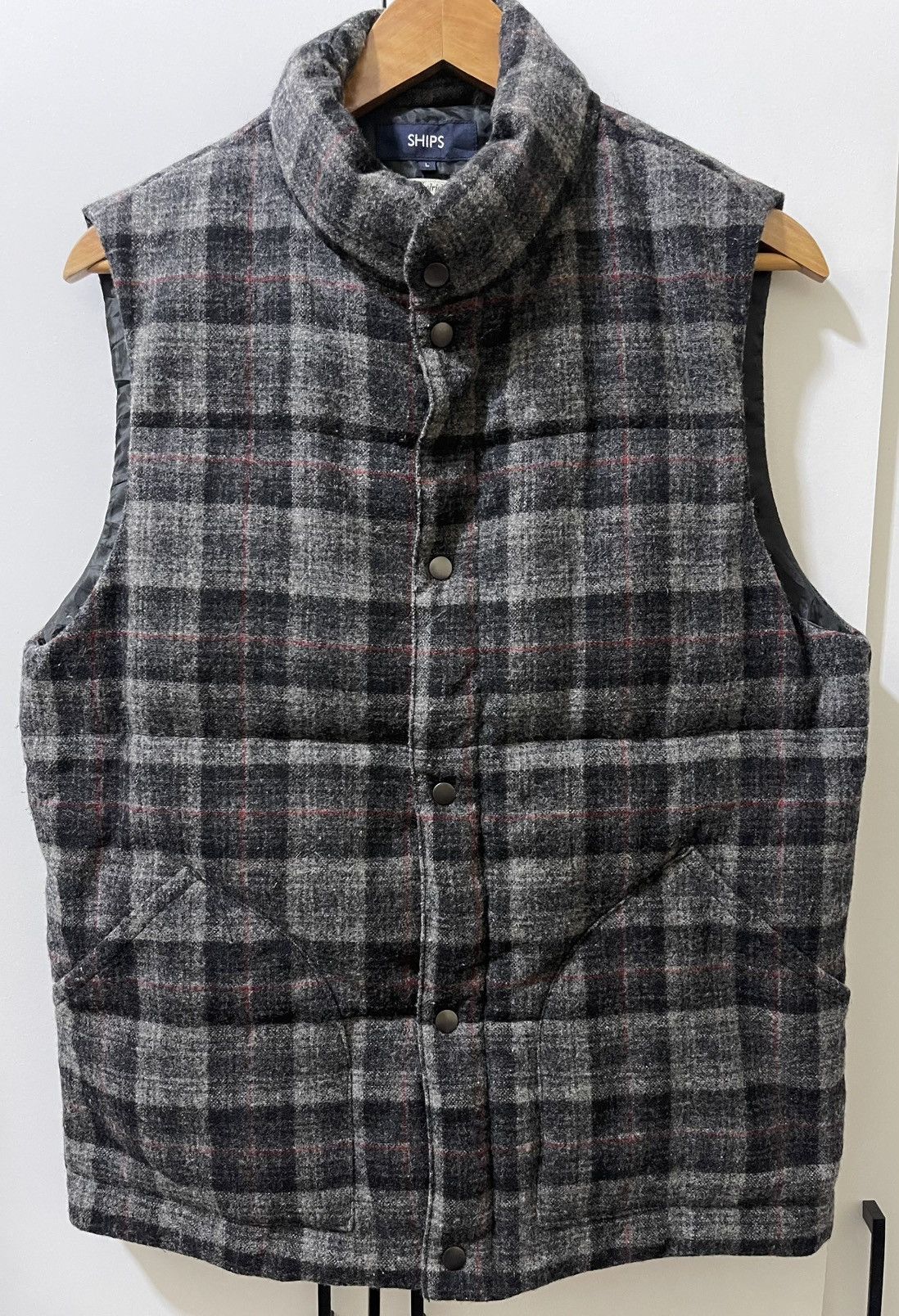 SHIPS SHIPS Vest GREY Plaid Wool sz. LARGE Size US L / EU 52-54 / 3 - 1 Thumbnail