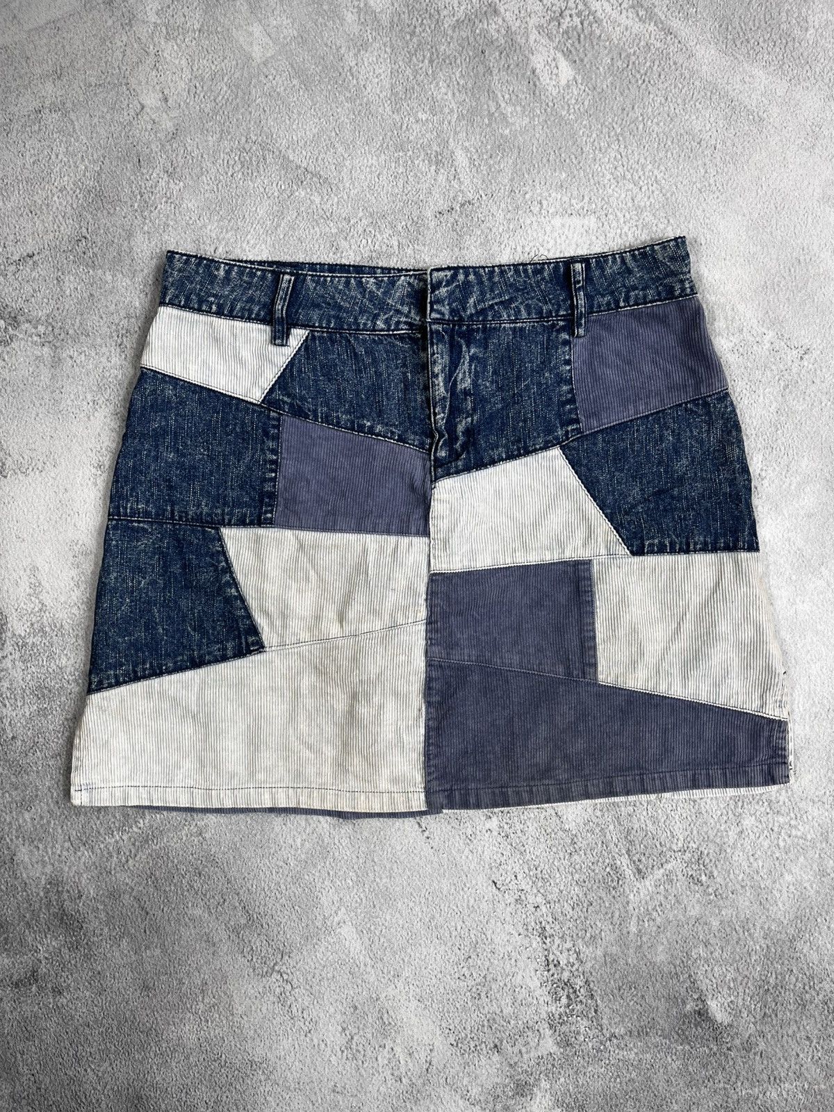 Vintage Vintage Y2K faded patchwork denim/corduroy mini skirt Size 30" / US 8 / IT 44 - 1 Thumbnail