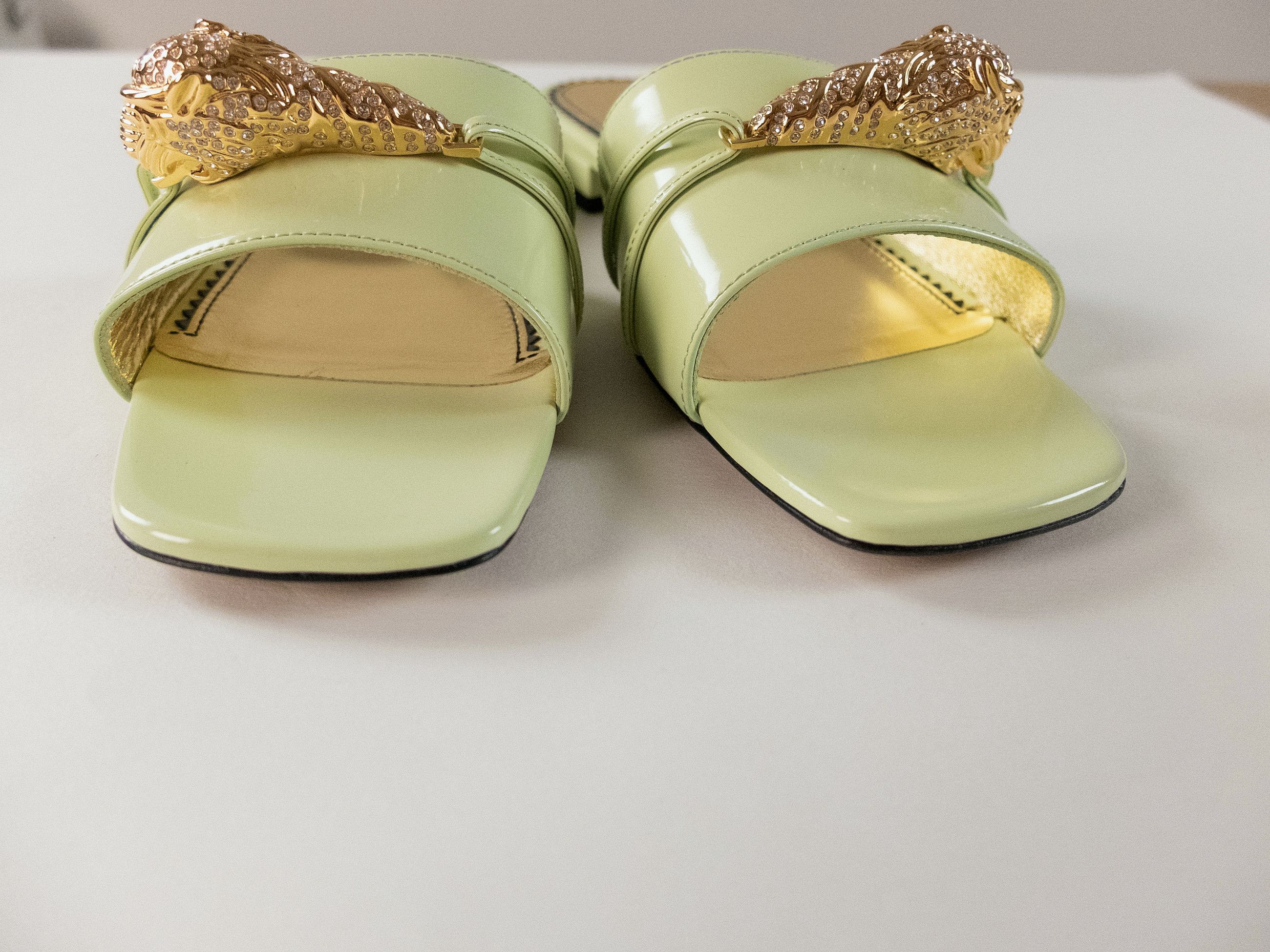Gucci GUCCI green crystal snake head slide sandals slippers Size US 7.5 / IT 37.5 - 8 Thumbnail