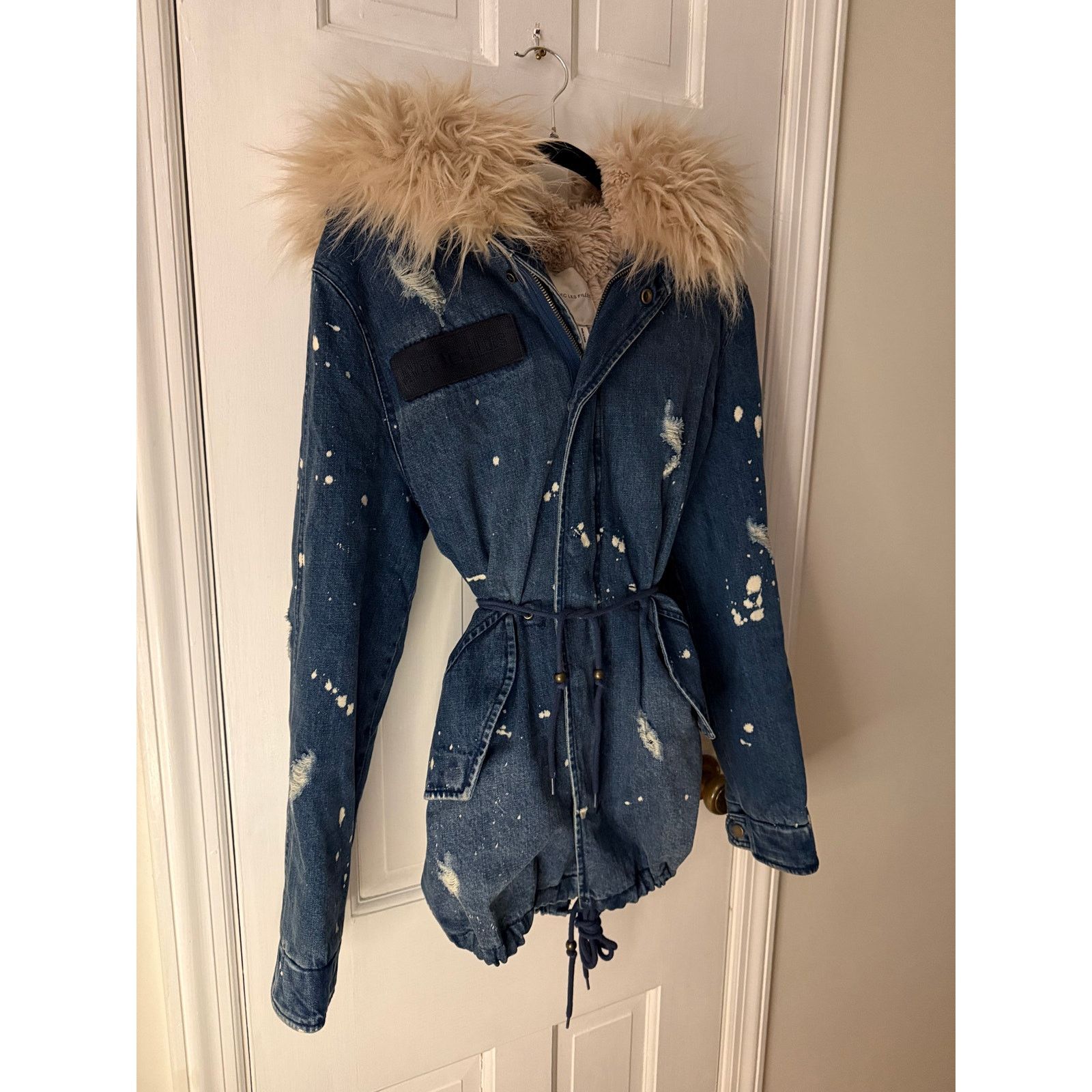 AVEC LES FILLES Avec Les Filles Distressed Denim Coat w/ Faux Fur-Small (OS) Size S / US 4 / IT 40 - 2 Thumbnail