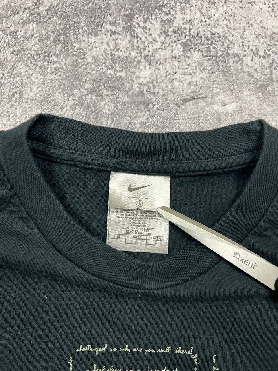 Nike Vintage Tee 90s Nike Central Box Logo Swoosh T-shirt Y2k Size US L / EU 52-54 / 3 - 5 Thumbnail