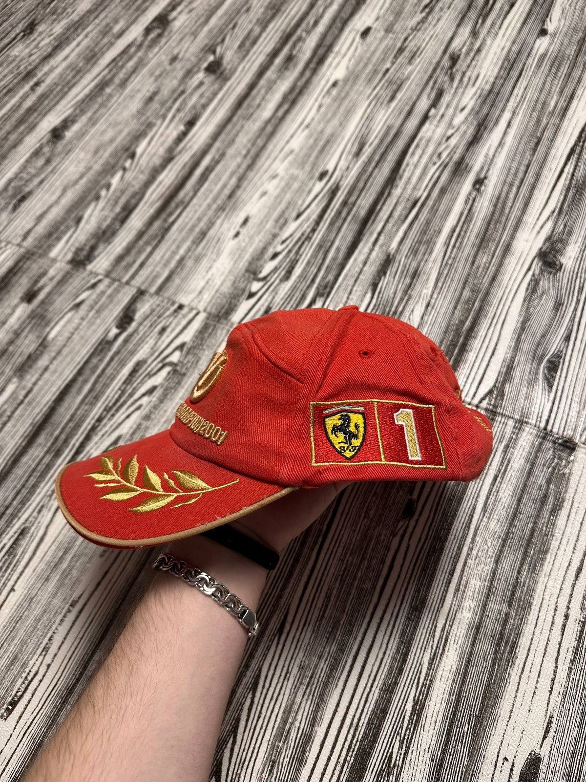 Vintage Michael Schumacher Collection Ferrari F1 World Champion 2001 Size ONE SIZE - 2 Thumbnail