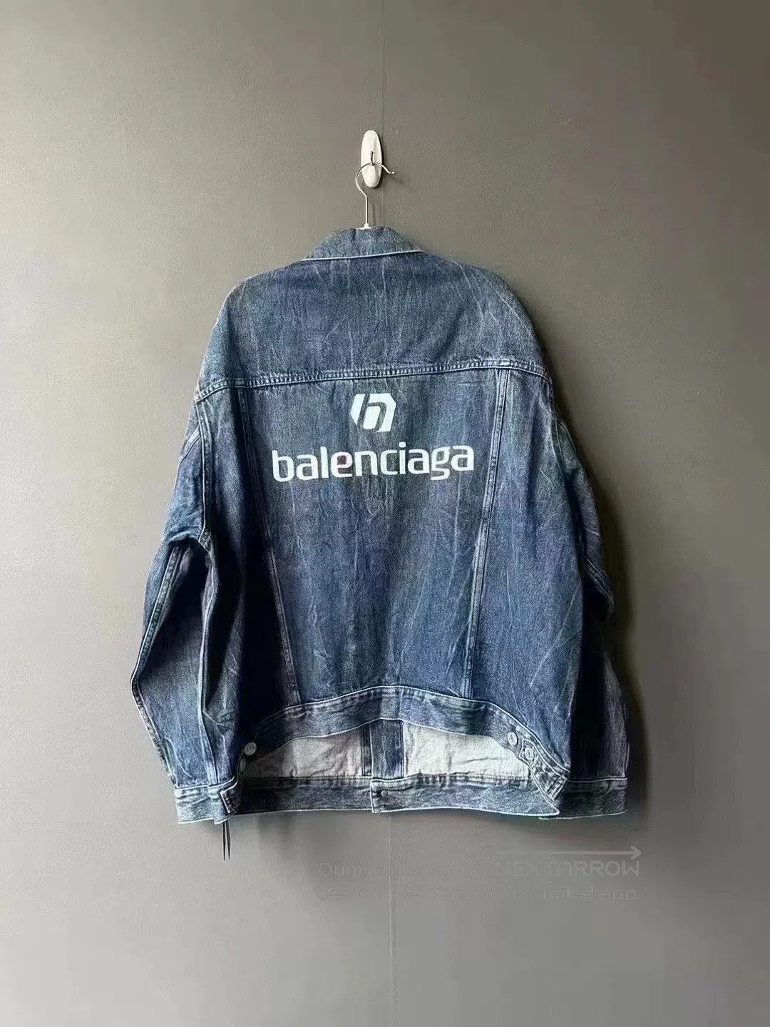 Balenciaga Balenciaga Back Logo Denim Jacket. Size US XS / EU 42 / 0 - 2 Thumbnail