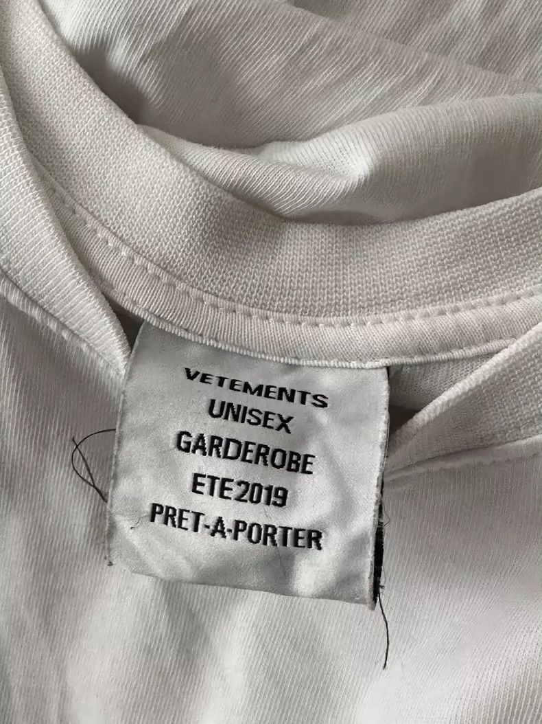 Vetements Vetements 19ss Target Short Sleeve Size US XS / EU 42 / 0 - 2 Thumbnail