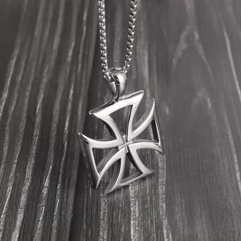 Jewelry Gothic Punk Cross Pendant Chain Necklace Size ONE SIZE - 4 Thumbnail