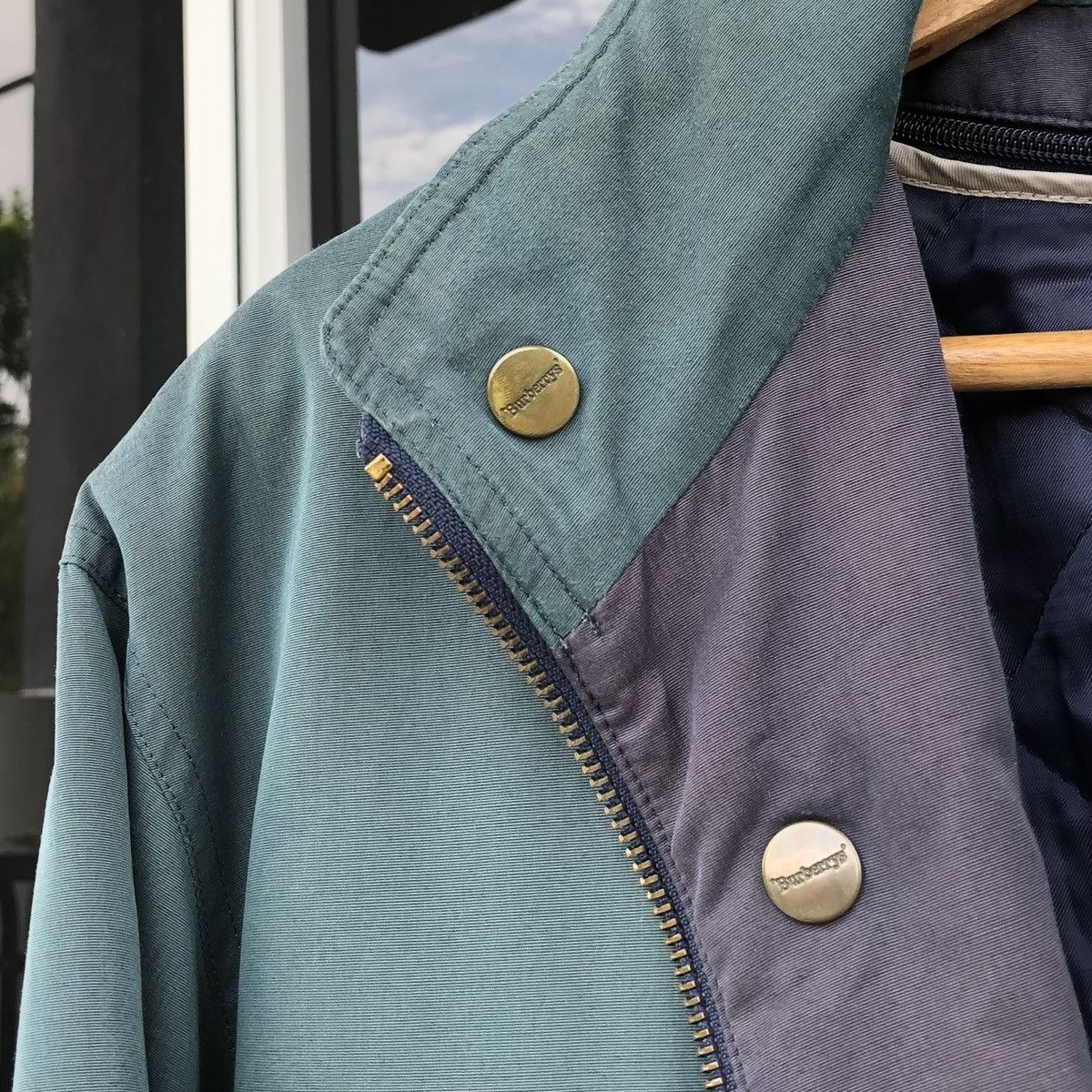 Burberry Vintage Burberrys Lined Embroidery Logo Bomber Jacket Size US M / EU 48-50 / 2 - 13 Thumbnail