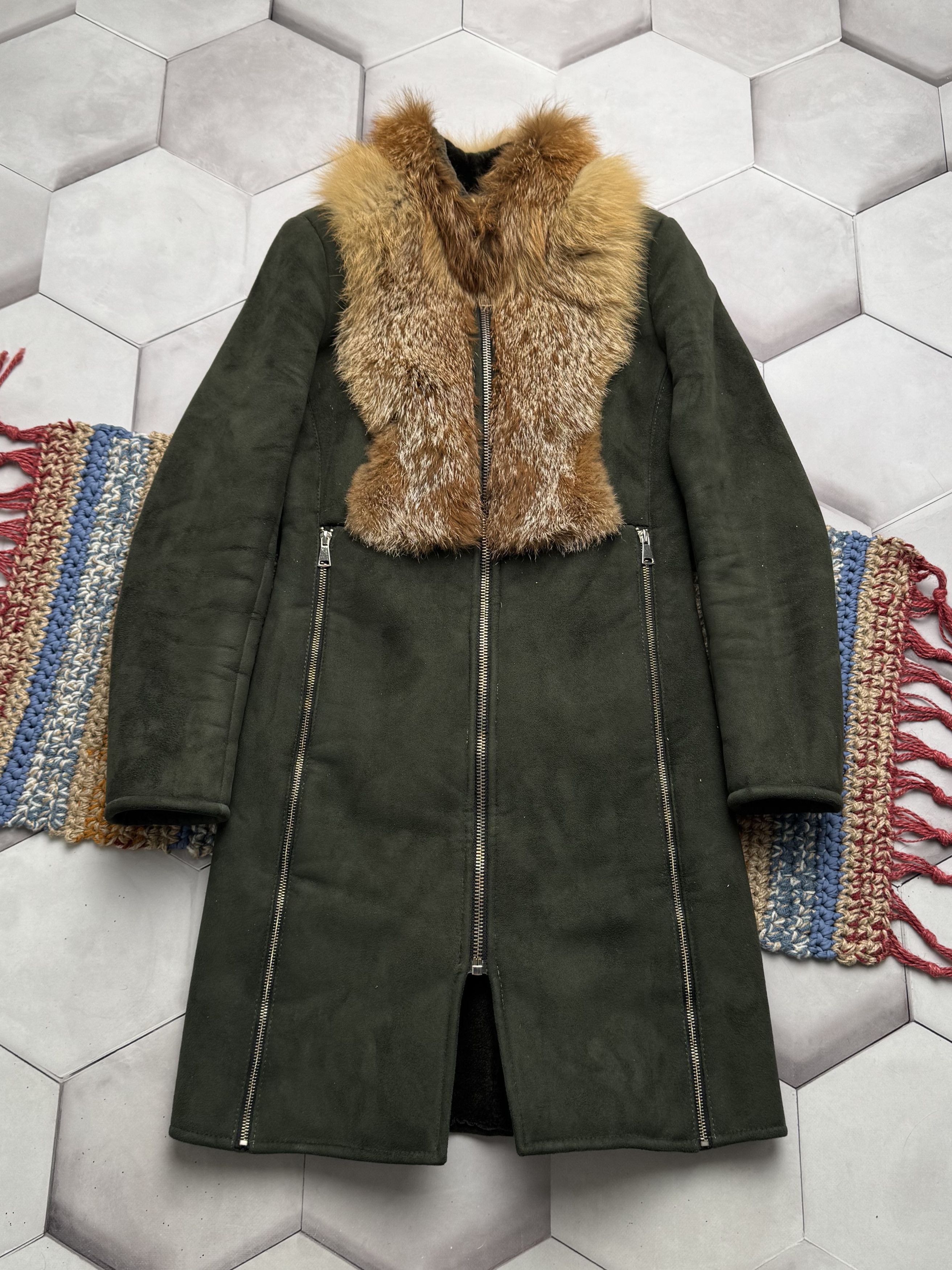 Vintage Vintage Faux Sheepskin Coat With Real Fur Details (E4) Size S / US 4 / IT 40 - 1 Thumbnail