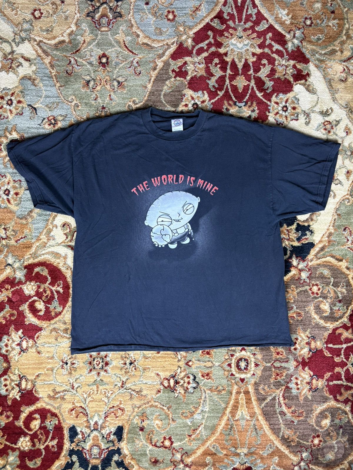 Vintage Vintage Family Guy Tshirt 2004 Size US XXL / EU 58 / 5 - 1 Thumbnail