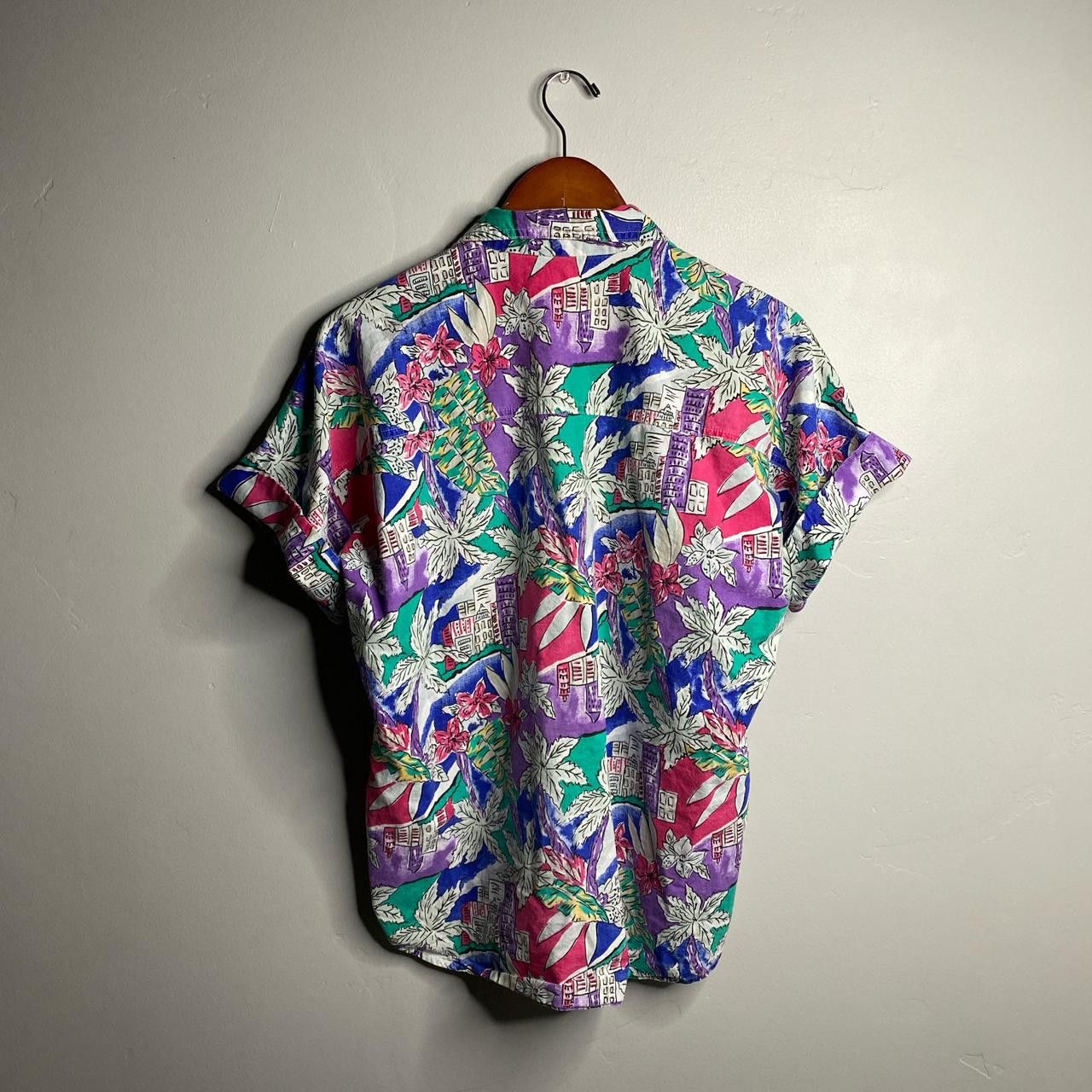 Cherokee 90’s vacation button up shirt with floral pattern Size M / US 6-8 / IT 42-44 - 2 Thumbnail