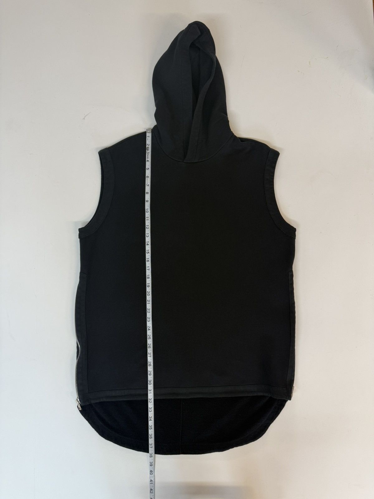 Givenchy GIVENCHY PARIS — Sleeveless Side-Zip Hoodie Vest Black | XL Size US XL / EU 56 / 4 - 22 Thumbnail