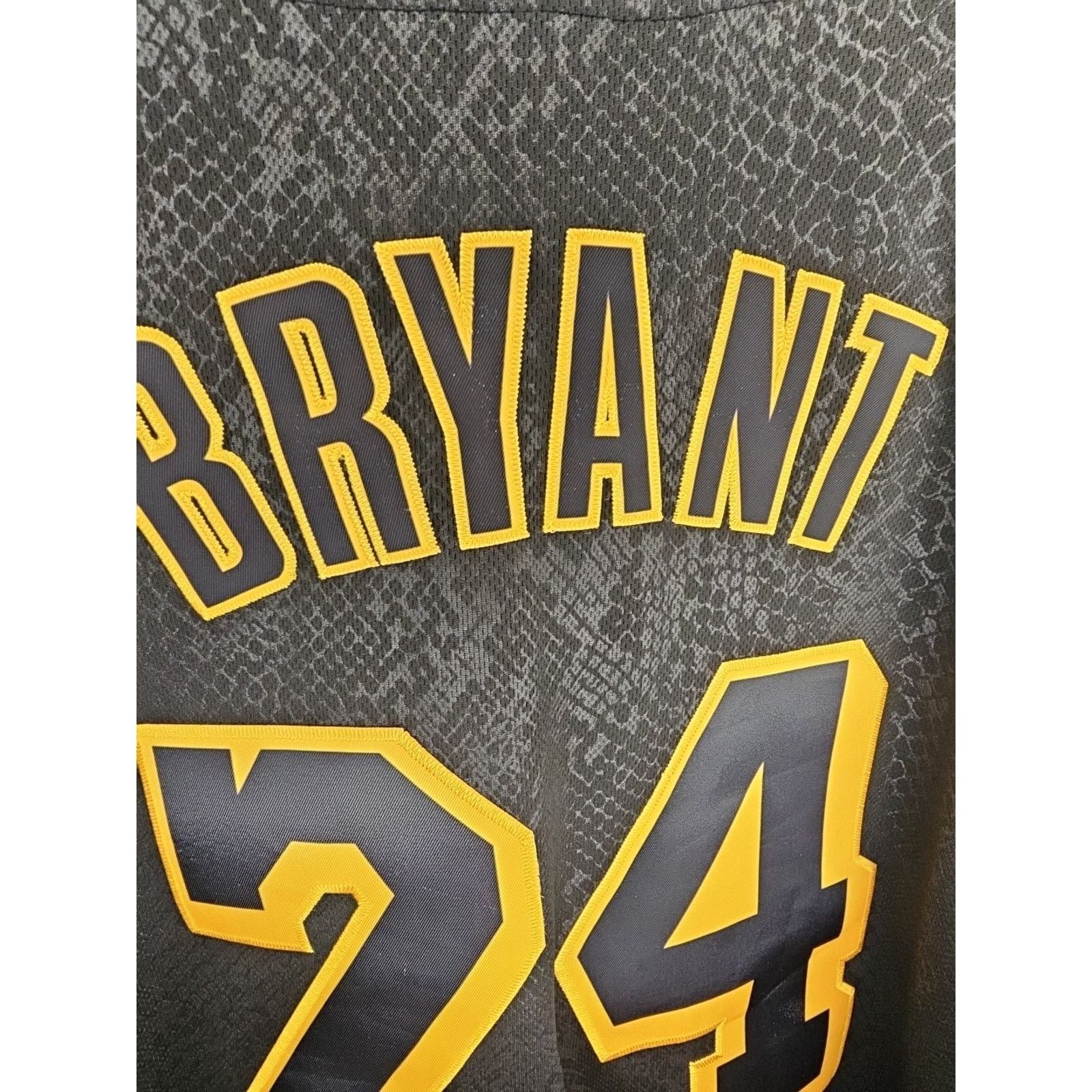 Other Kobe Bryant Black Mamba Baseball Jersey Men’s XL Lakers SGA Size US XL / EU 56 / 4 - 9 Thumbnail