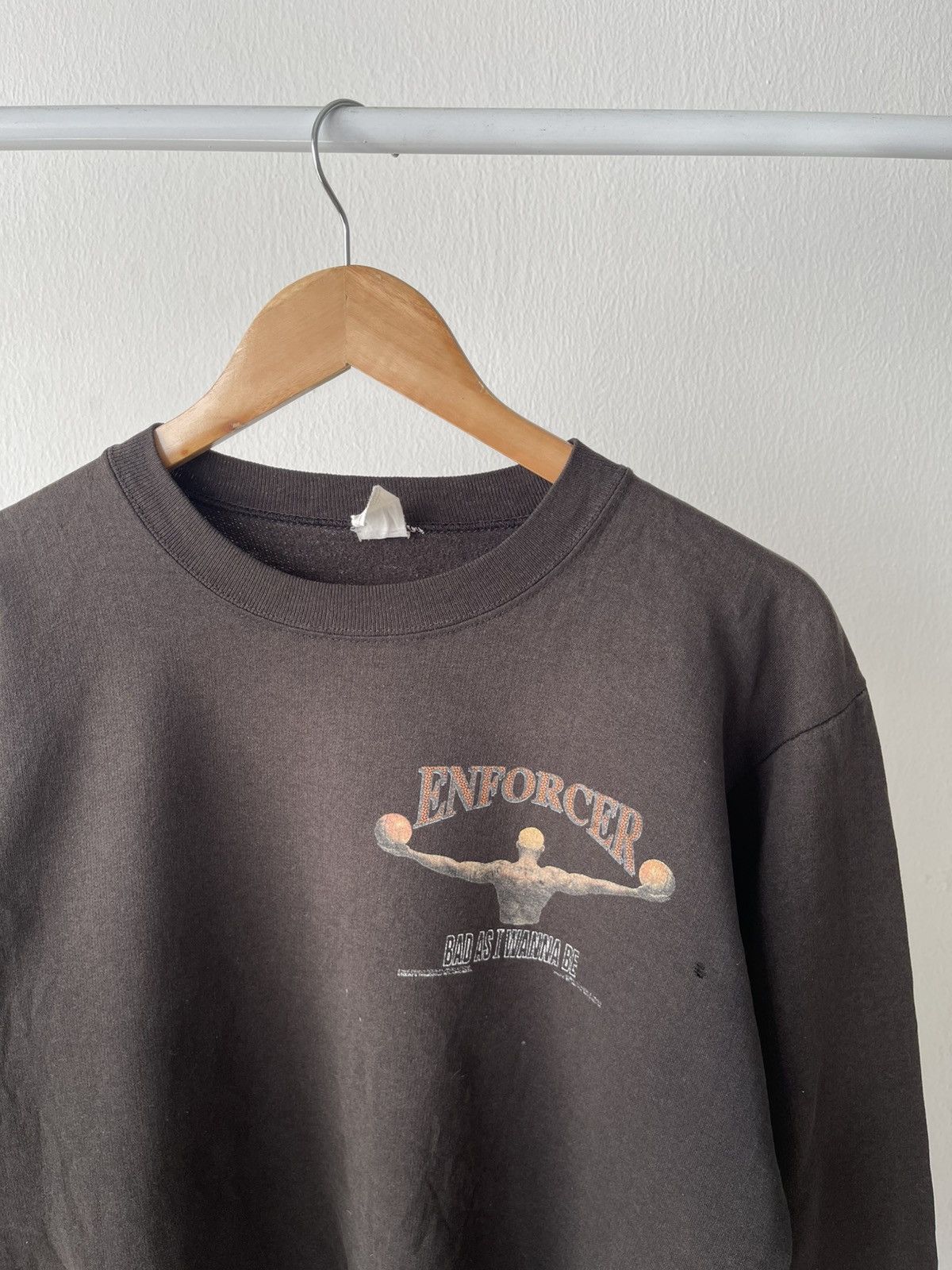NBA × Vintage 1996 Dennis Rodman Faded Sweatshirt Size US M / EU 48-50 / 2 - 4 Thumbnail
