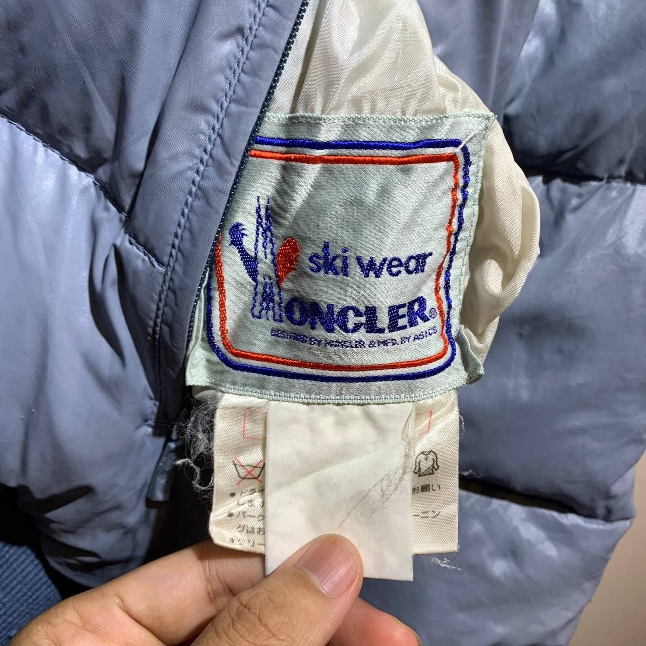 Moncler Vintage Moncler x Asics Reversible Puffer Jacket Size US M / EU 48-50 / 2 - 9 Thumbnail