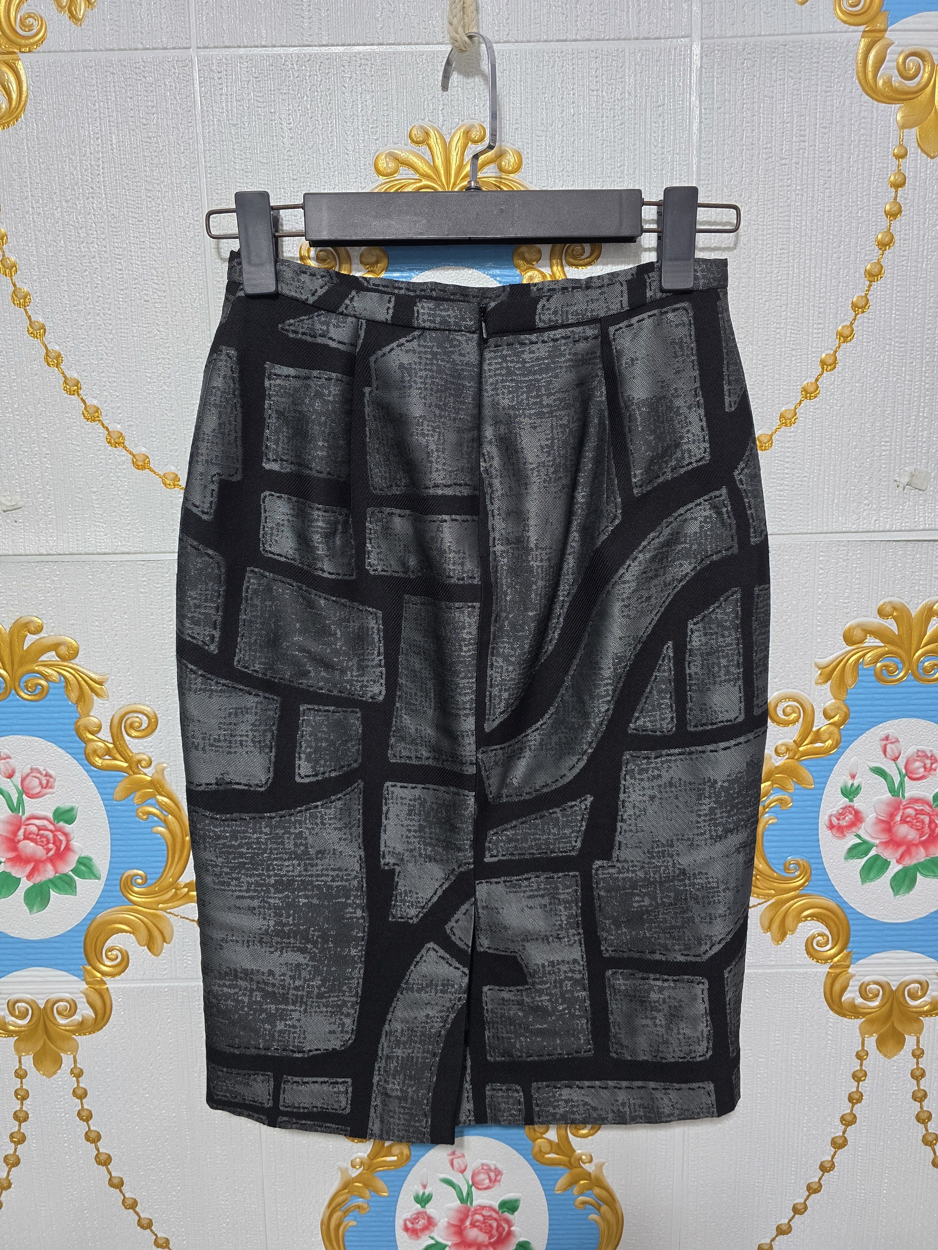 Max Mara MAX MARA x LIU WEI collection NEW condition Size 26" / US 2 / IT 38 - 8 Thumbnail