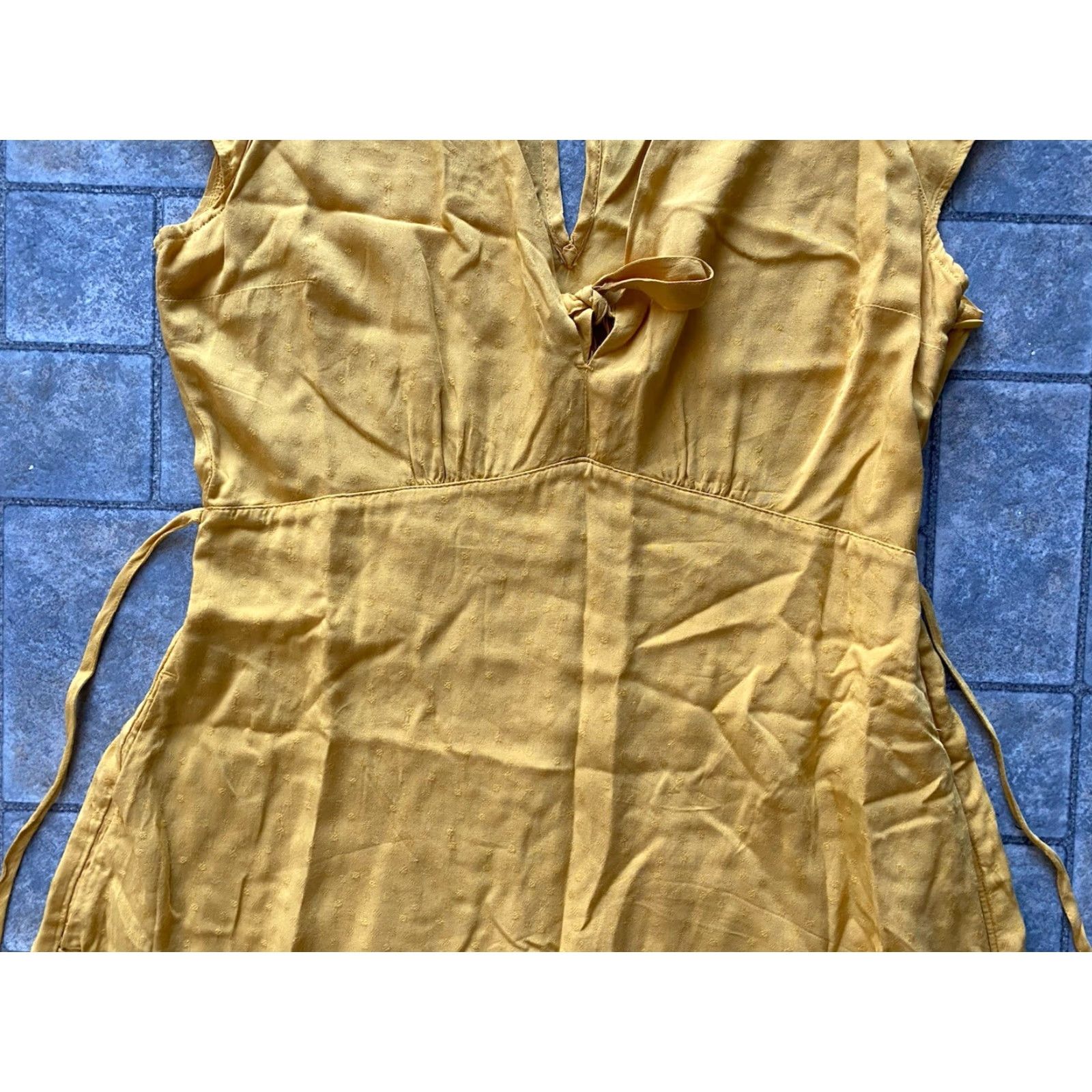 Abercrombie & Fitch Abercrombie & Fitch Women's Yellow Sleeveless Dress Top S Dress Sleeveless Women Small/Yellow See Photos Size S / US 4 / IT 40 - 4 Thumbnail
