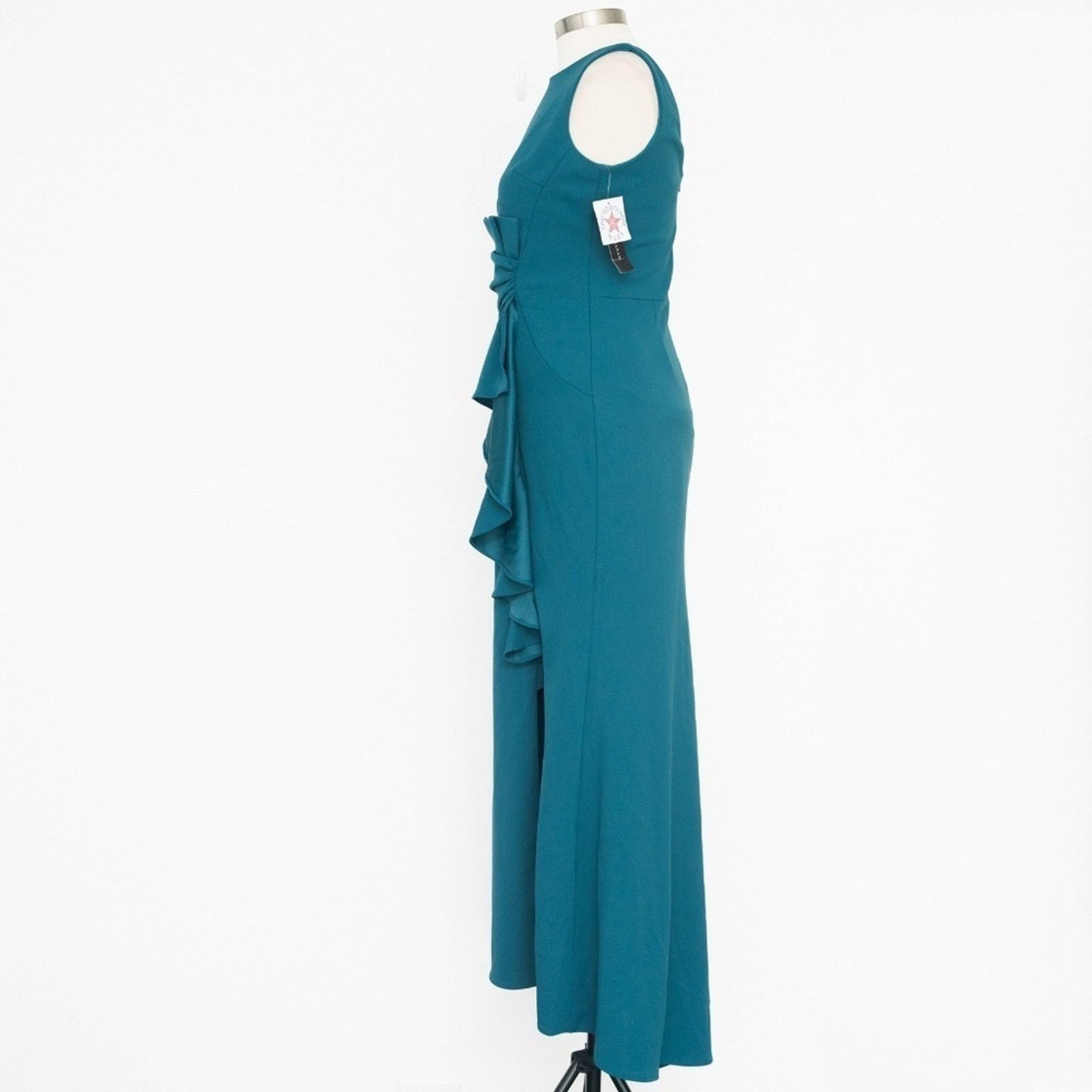 Designer Betsy & Adam. Christine Scuba Crepe Ruffled Bow Gown. Size XL / US 12-14 / IT 48-50 - 6 Thumbnail