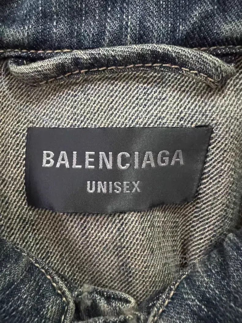 Balenciaga Balenciaga Double B Full Print Denim Jacket Size US S / EU 44-46 / 1 - 3 Thumbnail