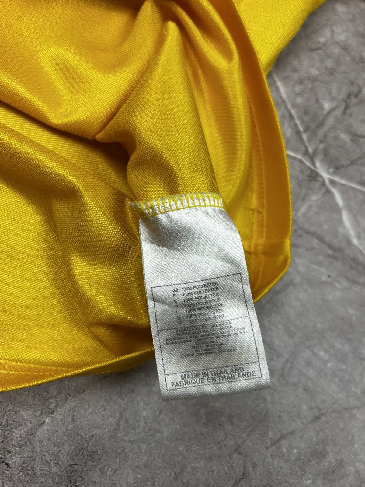 Nike Y2K Blokecore Nike Brasil 2000s Football Home Shirt S Hype Size US S / EU 44-46 / 1 - 14 Thumbnail