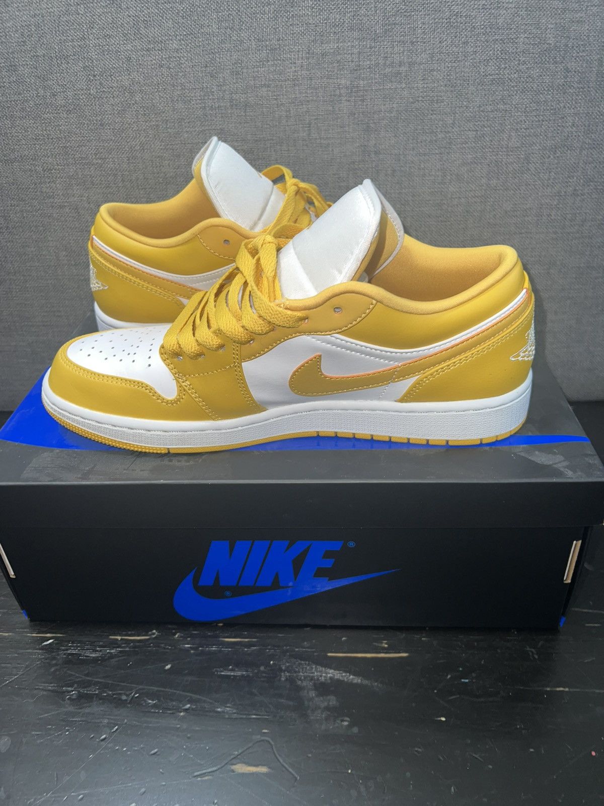 Jordan Brand × Nike Jordan 1 low Pollen Size US 9.5 / EU 42-43 - 6 Thumbnail