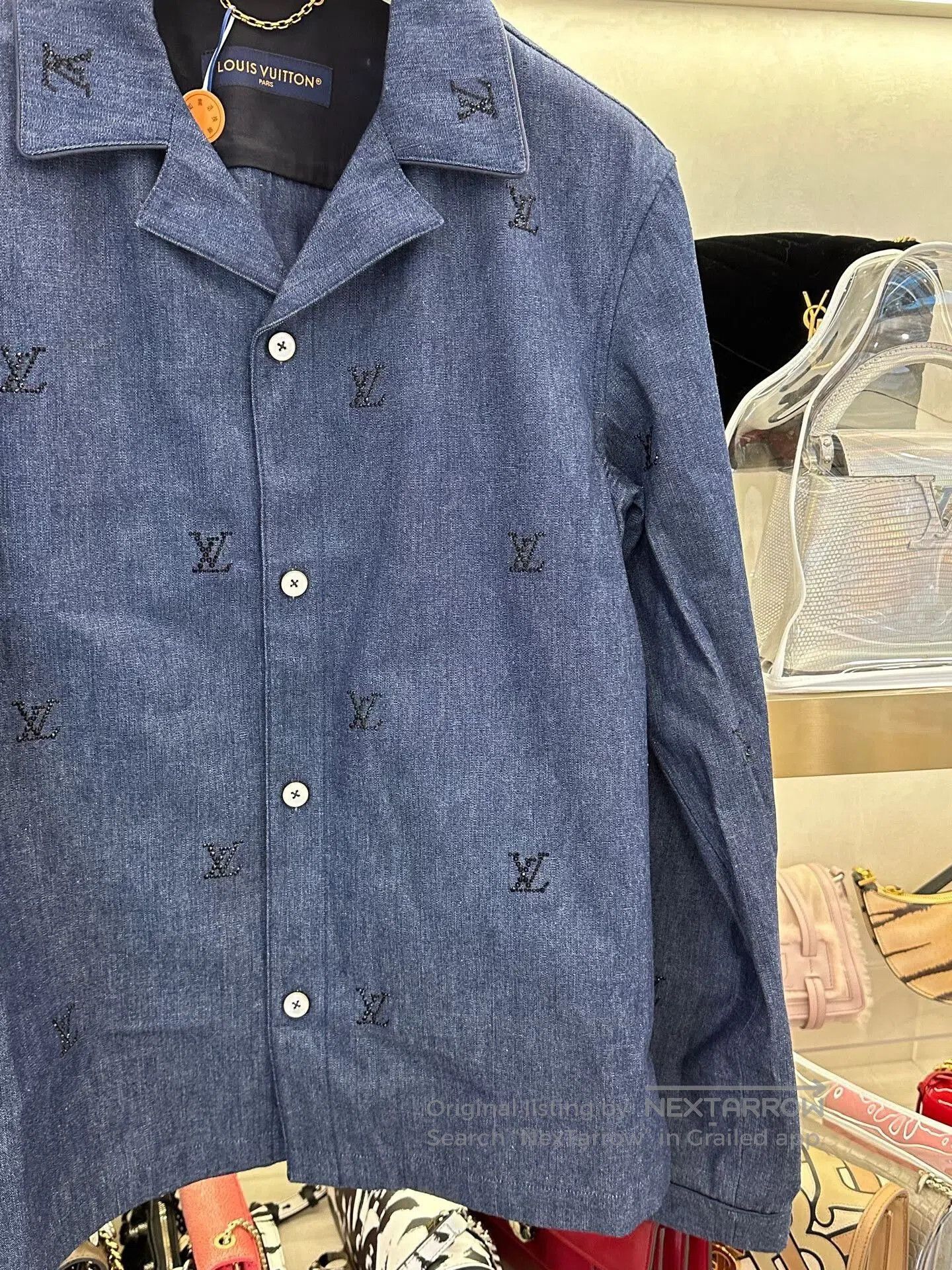 Louis Vuitton louis vuitton denim shirt with logo embellishments. Size US M / EU 48-50 / 2 - 3 Thumbnail