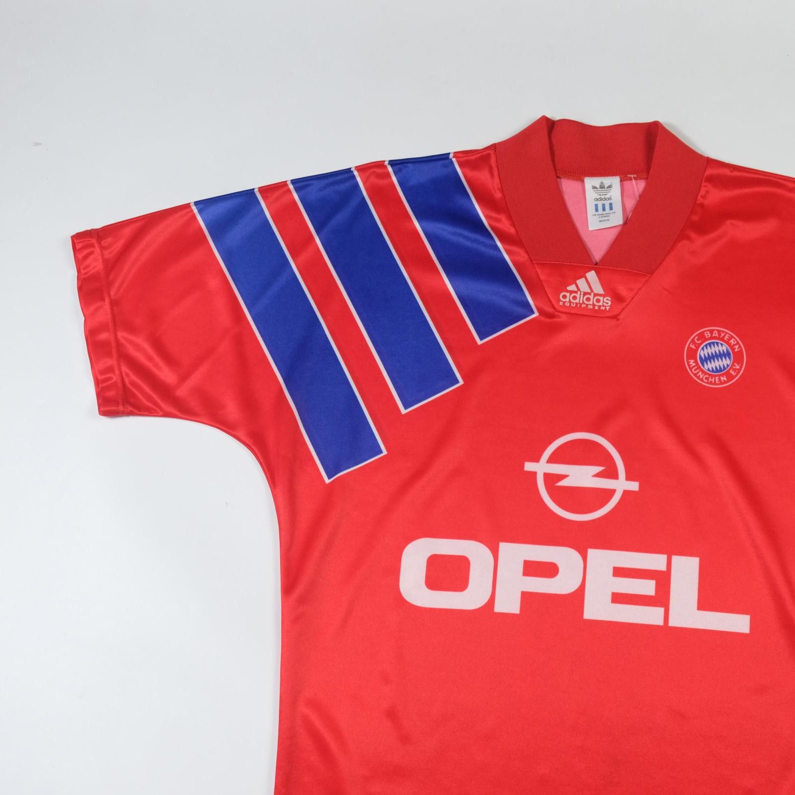 Adidas 1991/93 Bayern Munich Home Shirt (M/L) Size US M / EU 48-50 / 2 - 3 Thumbnail