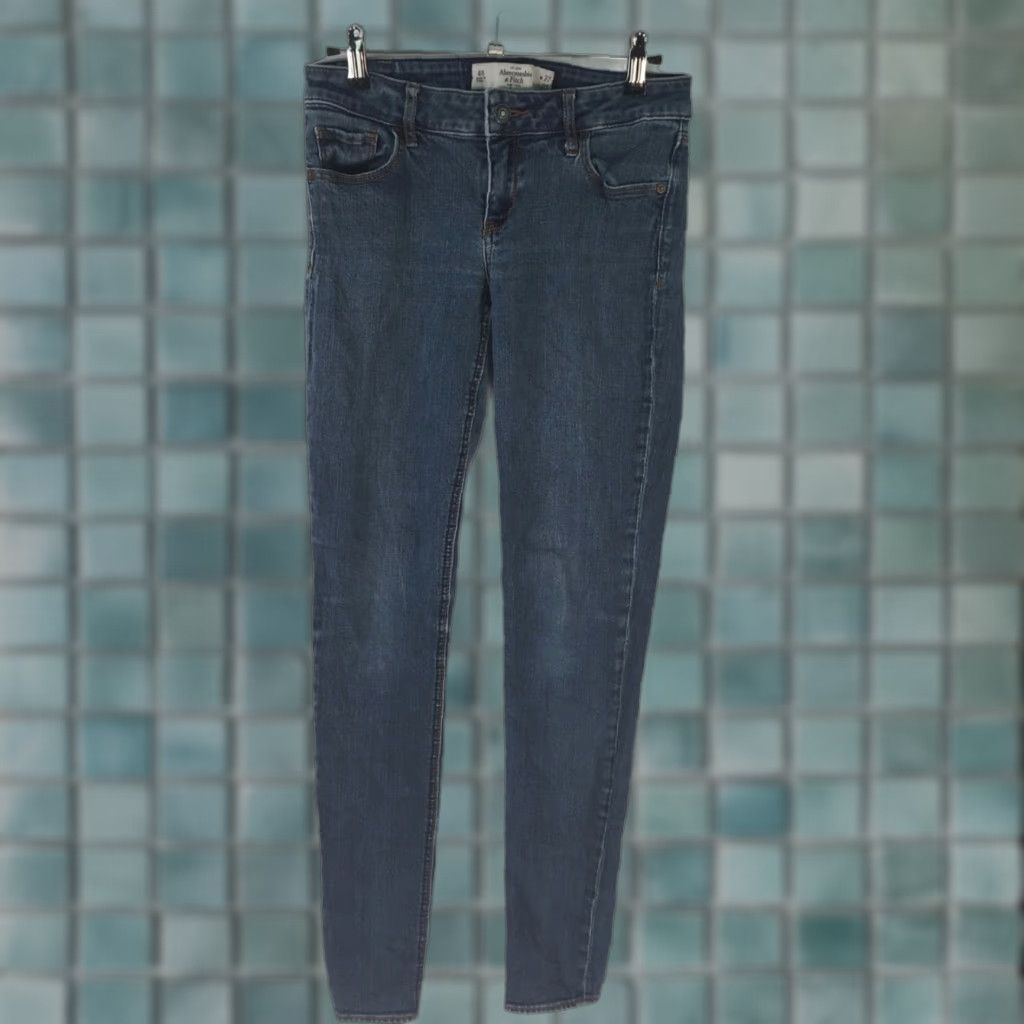 Abercrombie & Fitch Abercrombie & Fitch Womens Dark Wash Skinny Blue Jeans Size 22 x 29 Regular 4R - 5-Pocket Denim Jeans Blue Womens Size 28" / US 6 / IT 42 - 1 Thumbnail