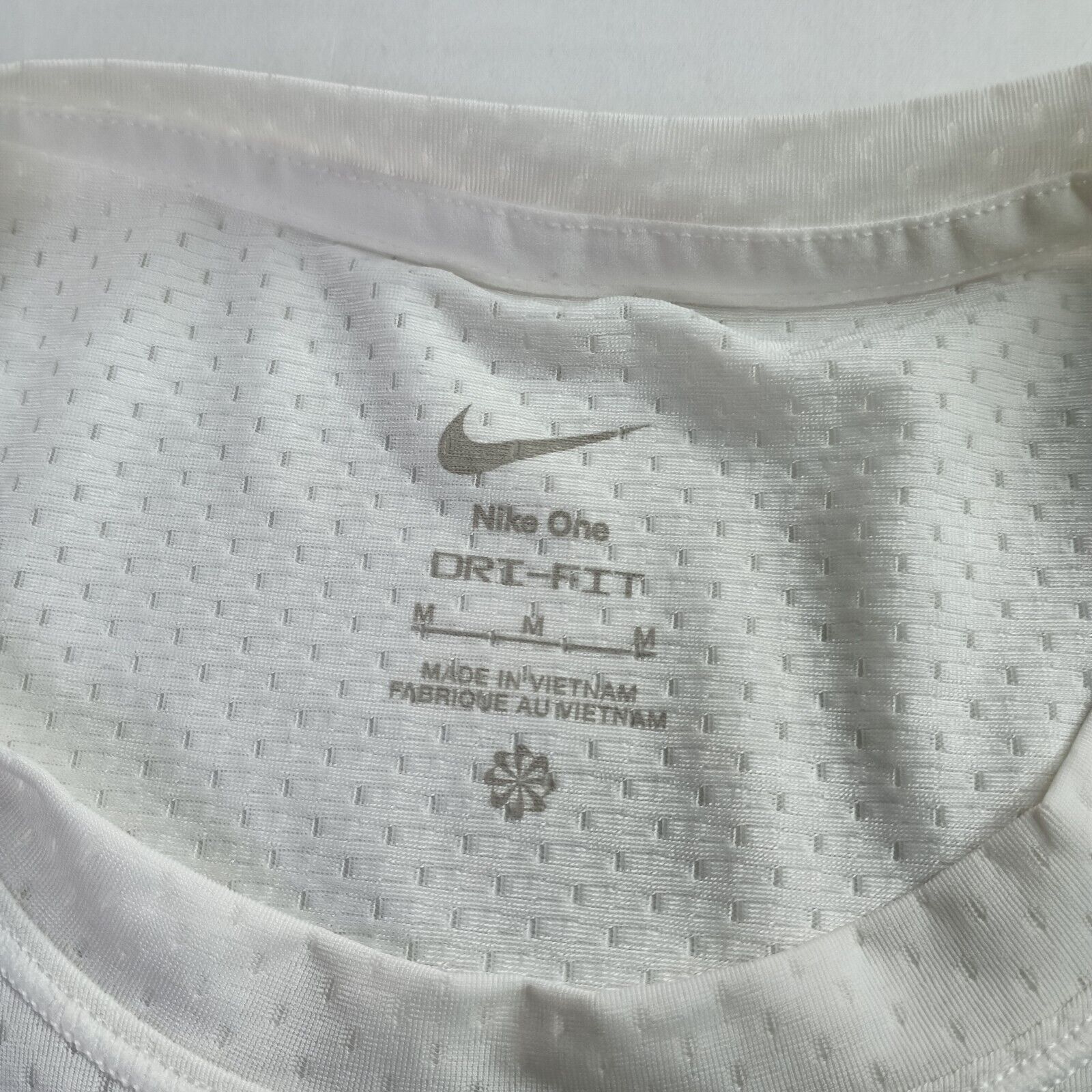 Nike Women's Nike Breathe Dri-FIT Cropped Tank Top Size M White Size M / US 6-8 / IT 42-44 - 2 Thumbnail