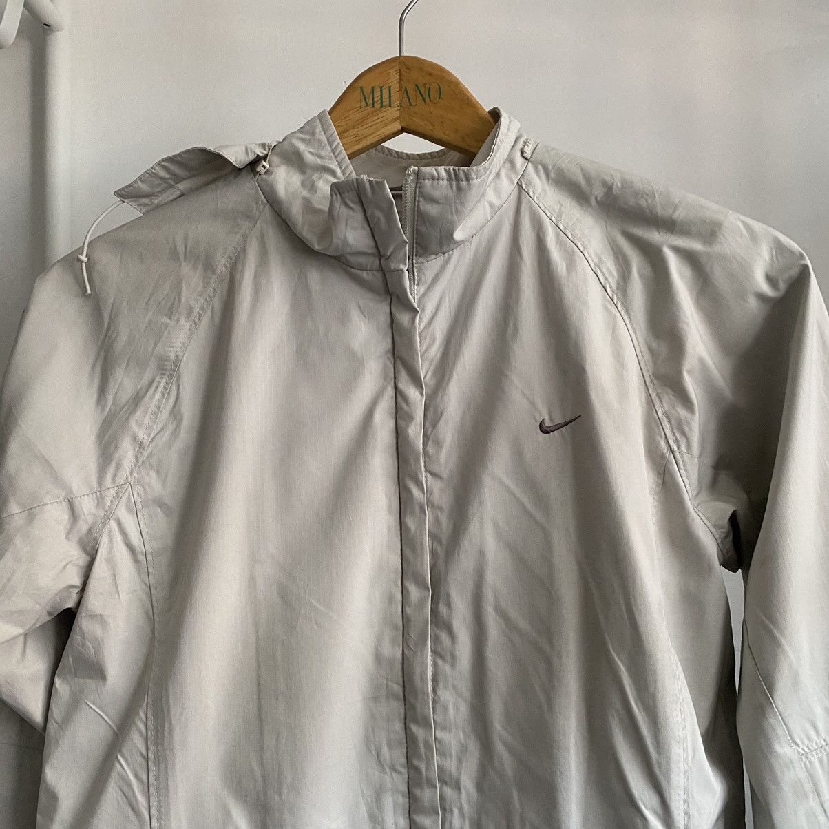 Nike Nike Windbreaker Jacket Size XS / US 0-2 / IT 36-38 - 2 Thumbnail