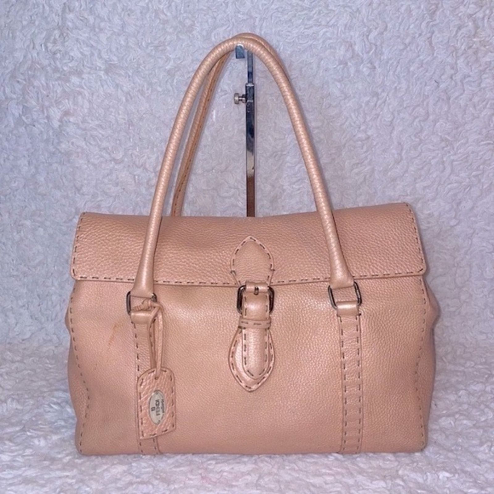 Fendi Fendi Selleria Linda Large Pink Leather Flap Tote Size ONE SIZE - 1 Thumbnail