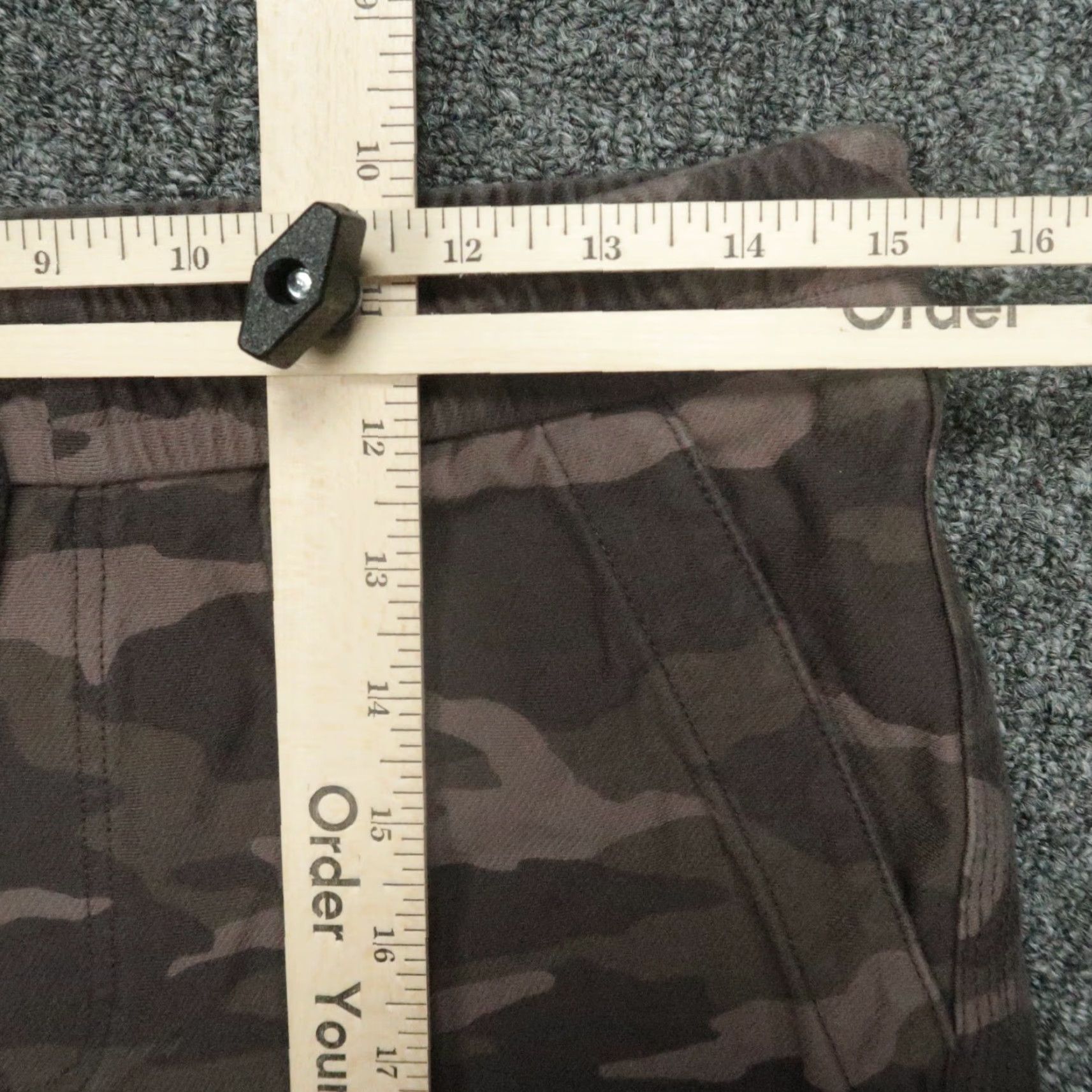 Athleta ATHLETA Jogger Pants Womens Size 4 Green Camo Stretch Tapered Activewear Size 27" / US 4 / IT 40 - 6 Thumbnail