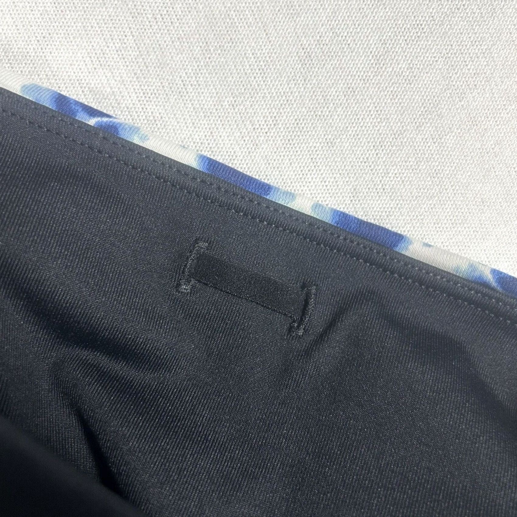 Victoria's Secret VSX Victoria’s Secret Sport Womens Capri Leggings Small Blue Drawstring Pockets Size 28" / US 6 / IT 42 - 5 Thumbnail