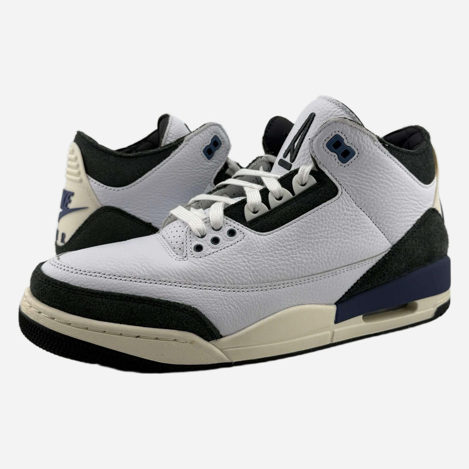 Jordan Brand Jordan 3 A Ma Maniere Diffused Blue 10.5 Used OG Box Size US 10.5 / EU 43-44 - 1 Thumbnail