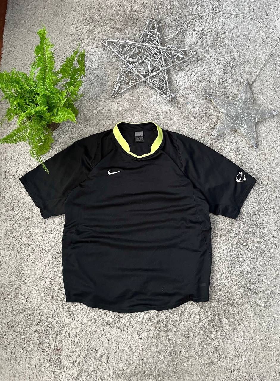 Nike × Vintage 00s Nike T-Shirt Vintage Streetwear Logo Swoosh Rare Size US L / EU 52-54 / 3 - 1 Thumbnail