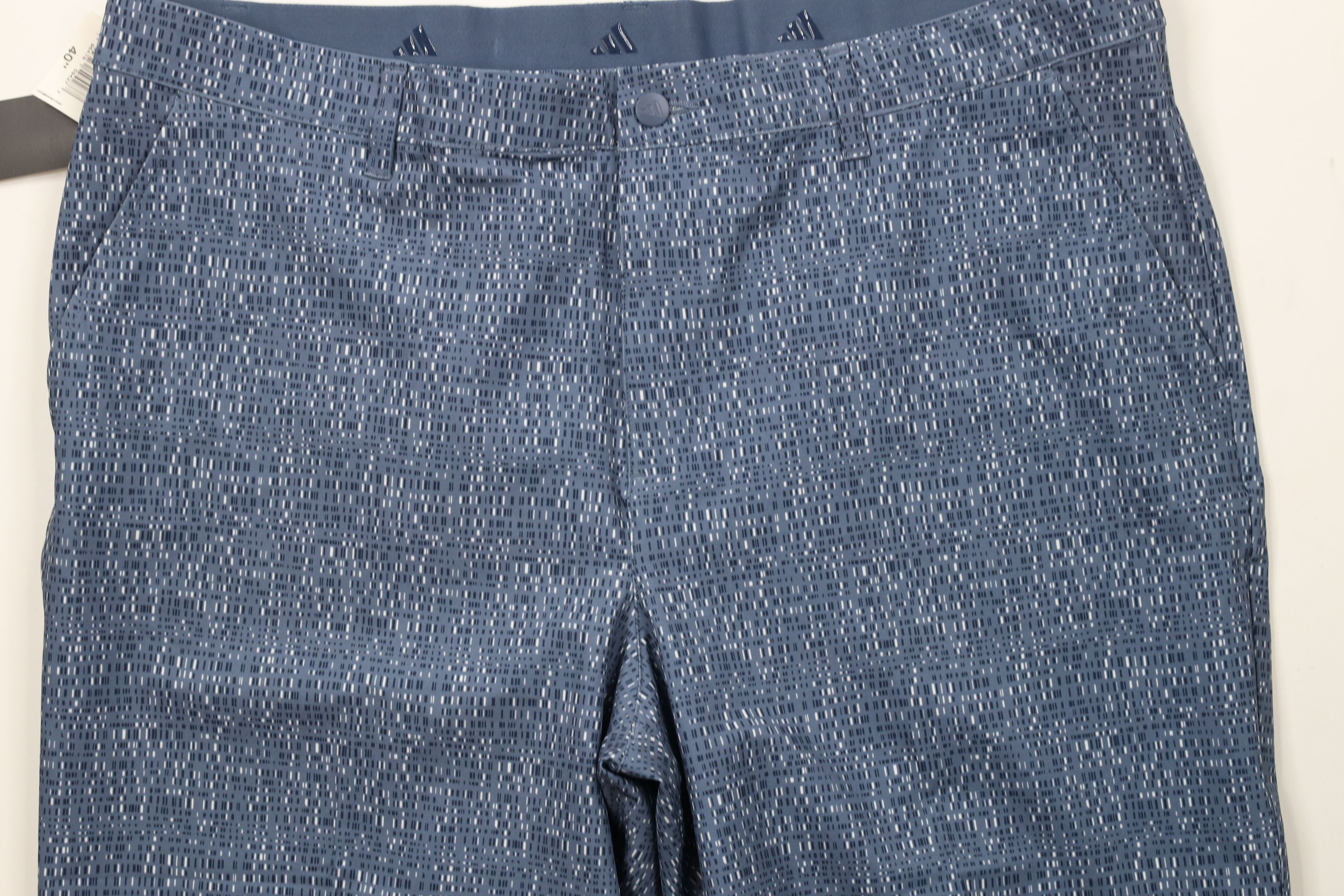 Adidas × Vintage New Adidas Stretch Geometric Golf Golfing Chino Shorts Size US 40 / EU 56 - 3 Thumbnail
