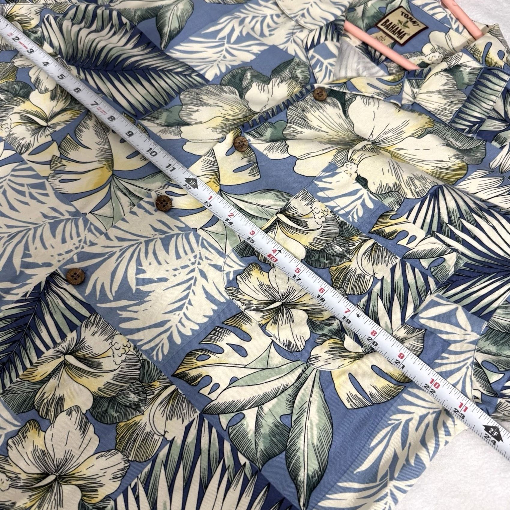 Tommy Bahama Tommy Bahama Hawaiian Shirt Mens L Silk Blue Floral Button-Up Camp Size US L / EU 52-54 / 3 - 3 Thumbnail