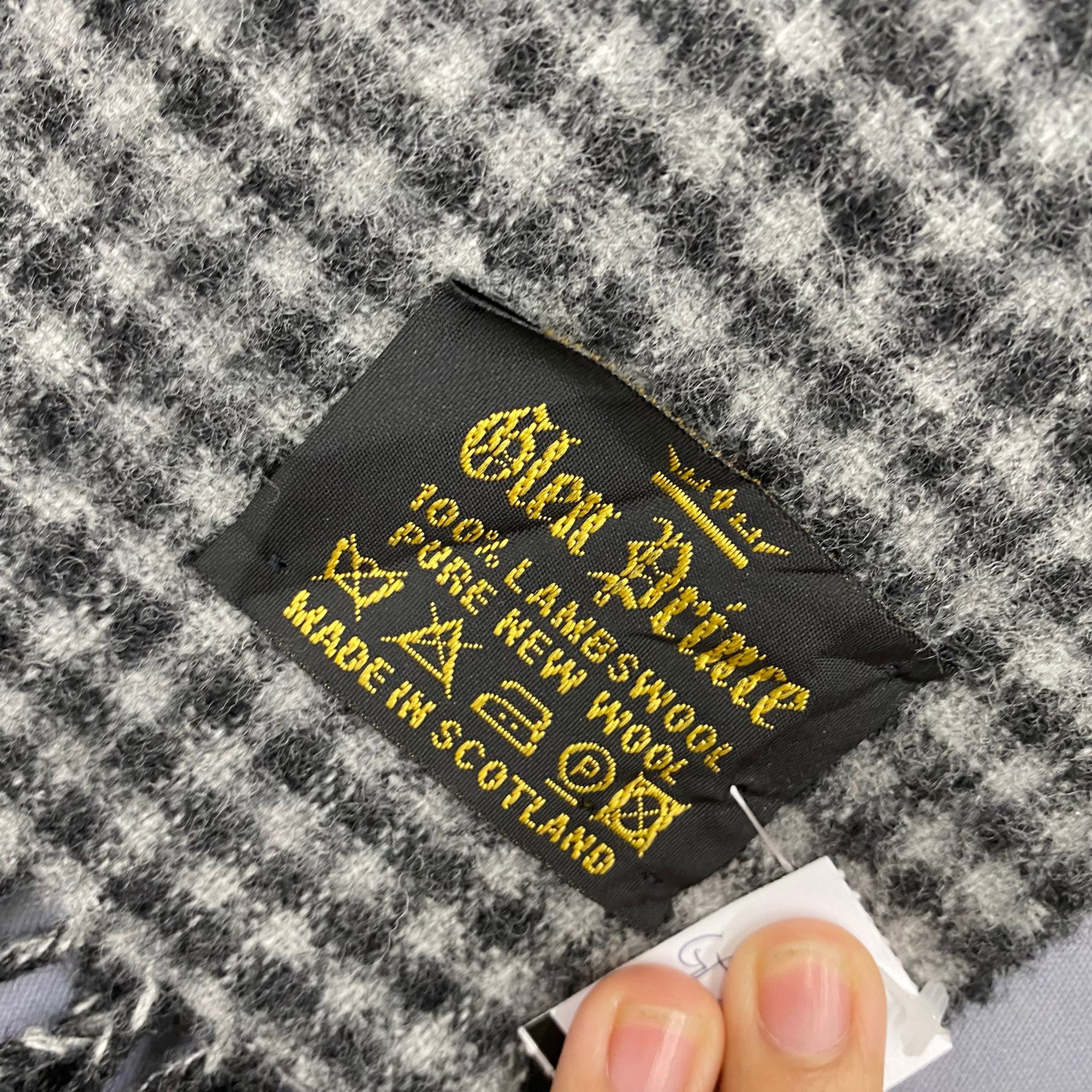 Japanese Brand Vintage Glen Prince Scarf Muffler Wool Plaid Winter Scarves Size ONE SIZE - 5 Thumbnail