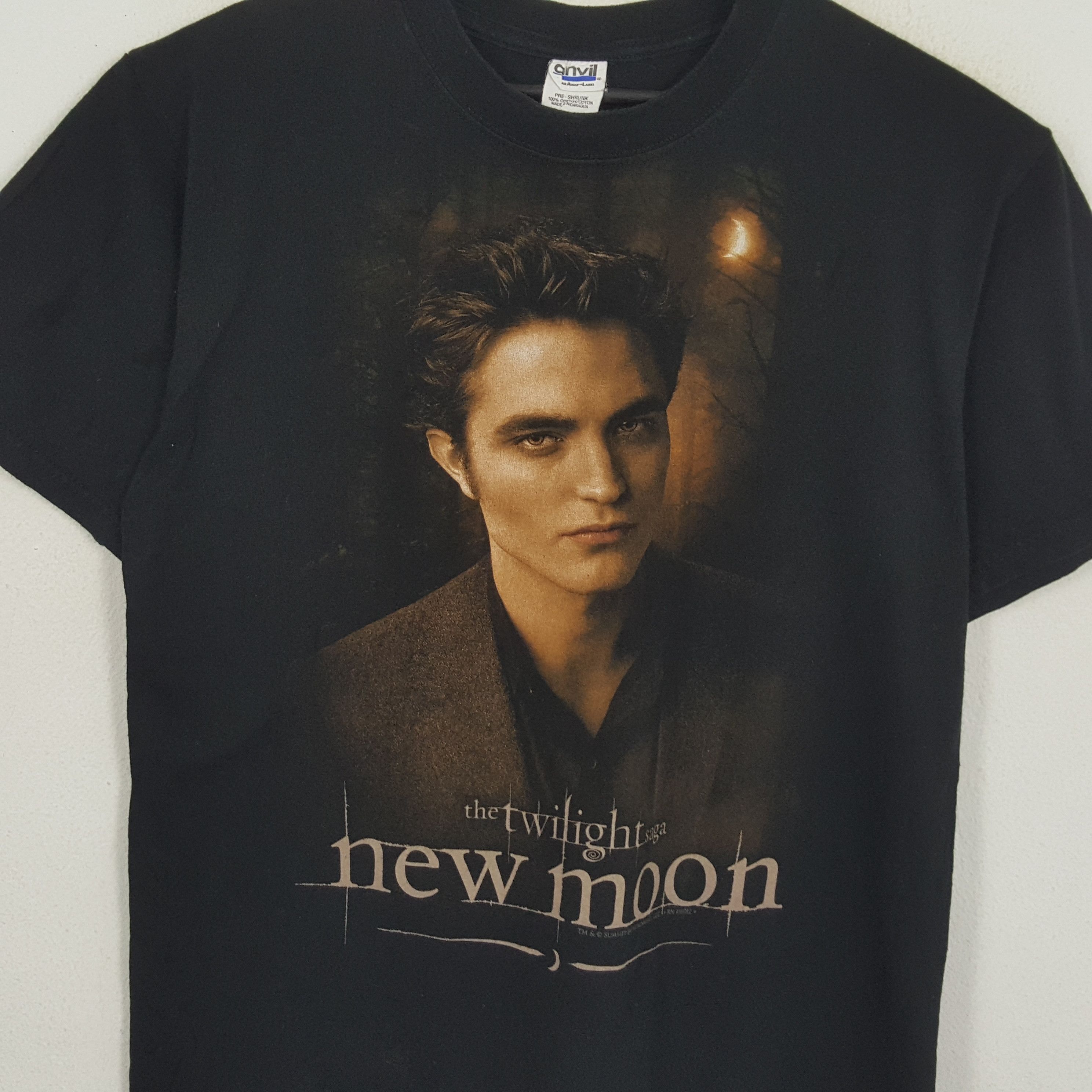 Vintage The Twilight Saga New Moon Movie Vintage Tshirt Size US M / EU 48-50 / 2 - 2 Thumbnail