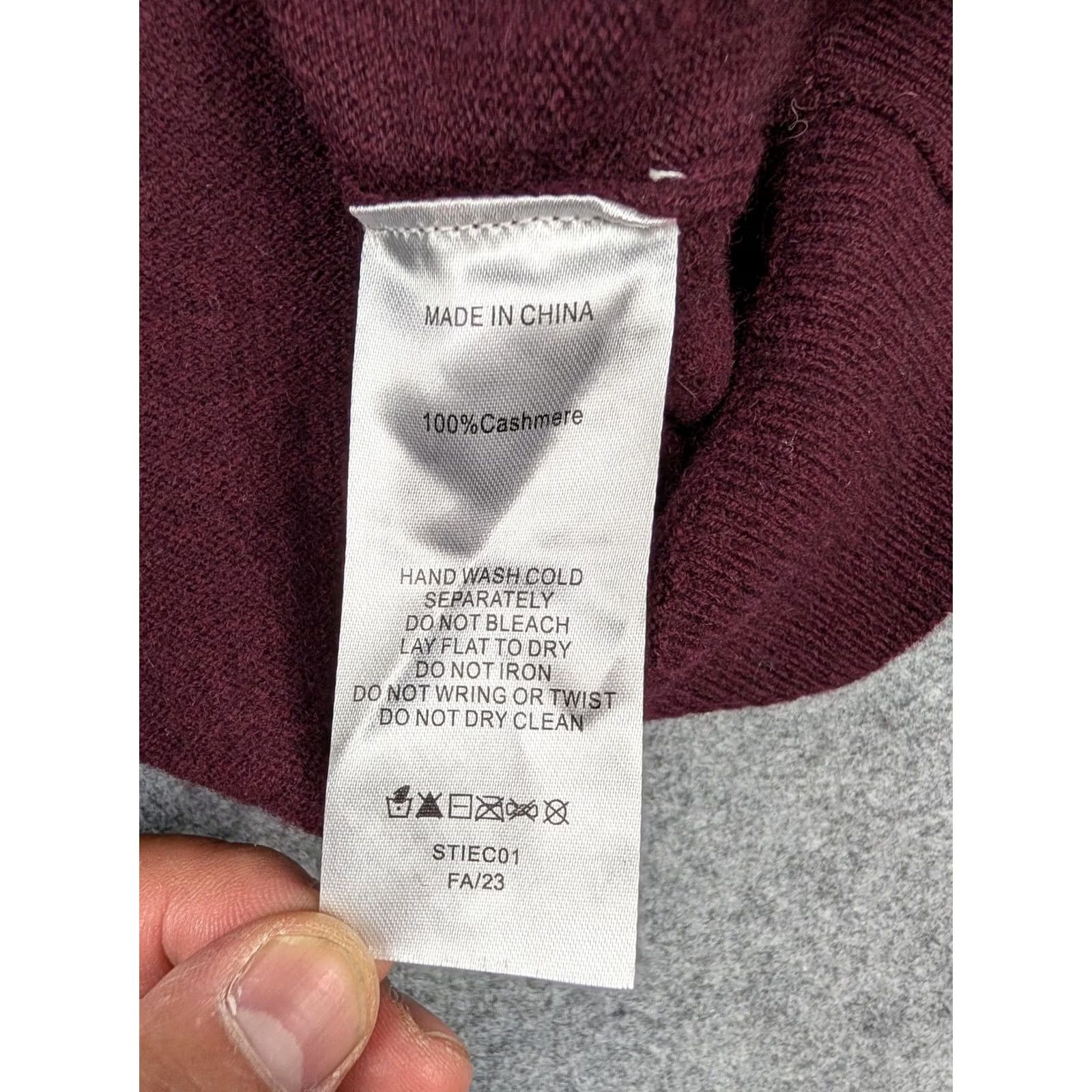 Quince Quince Sweater Womens Small Red 100% Cashmere Hooded Full Zip Knit Jacket Shirt Ladies Slim Fit Winter Size S / US 4 / IT 40 - 4 Thumbnail