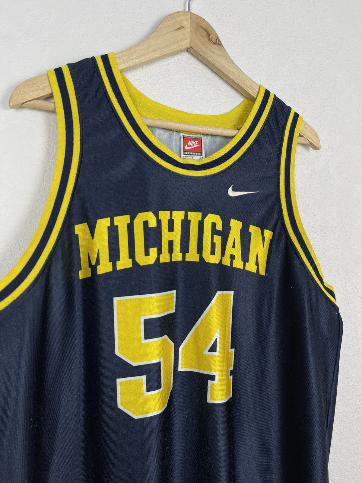 NBA × Nike × Vintage Vintage Y2k Nike NBA Michigan Jersey Size US L / EU 52-54 / 3 - 1 Thumbnail