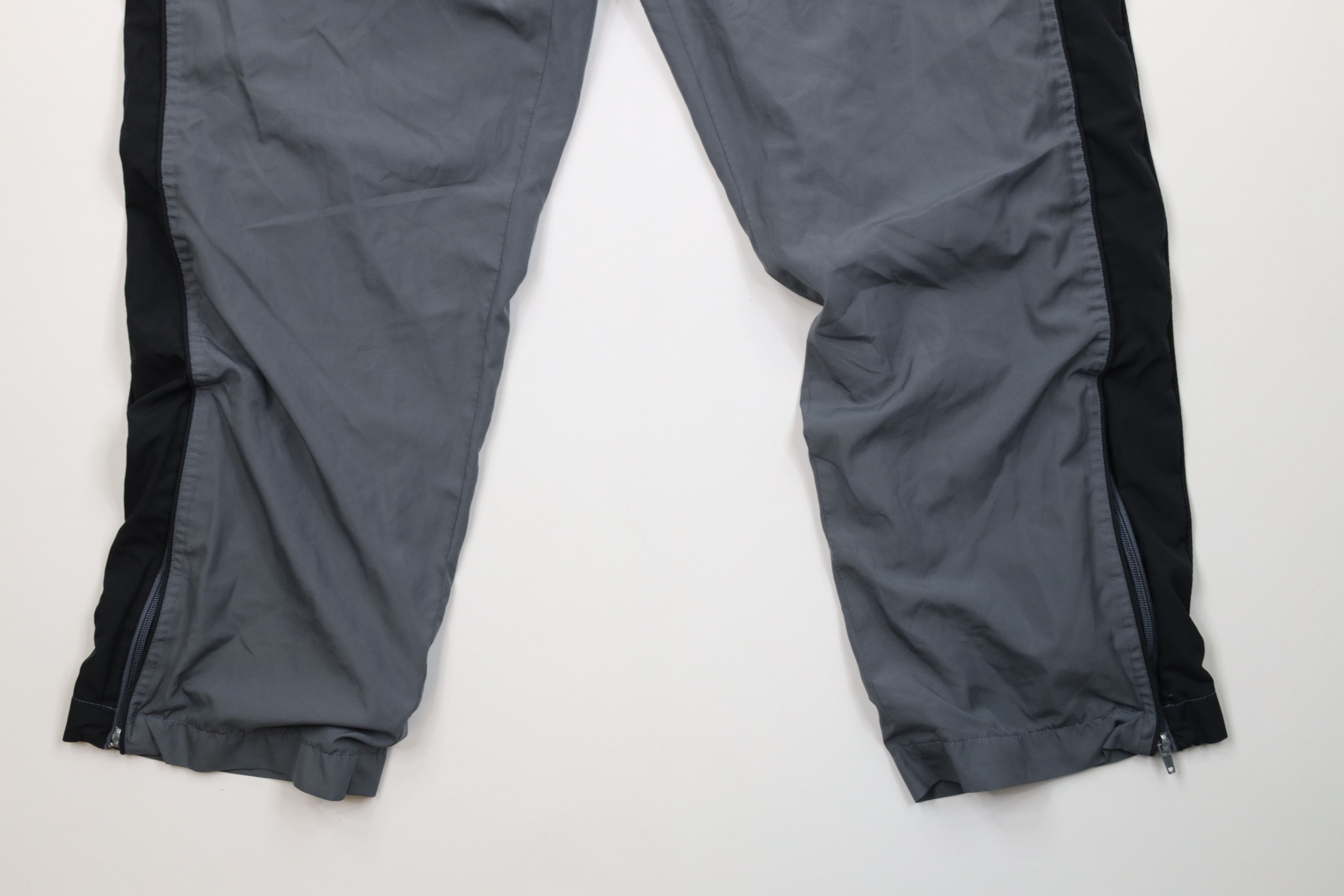 Champion Vintage 90s Champion Block Wide Leg Windbreaker Pants Gray Size US 36 / EU 52 - 5 Thumbnail