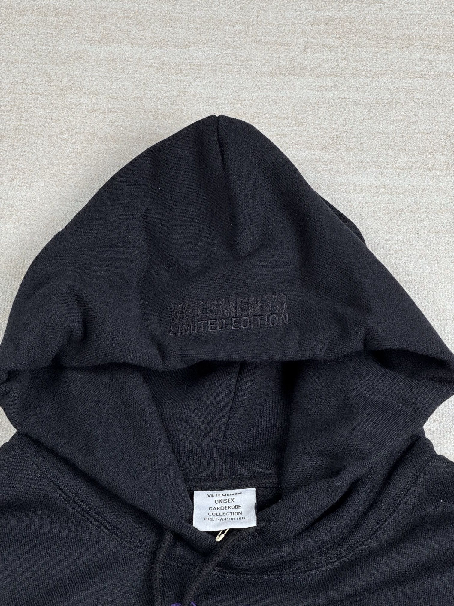 Vetements Oversized Hoodie Size US S / EU 44-46 / 1 - 4 Thumbnail
