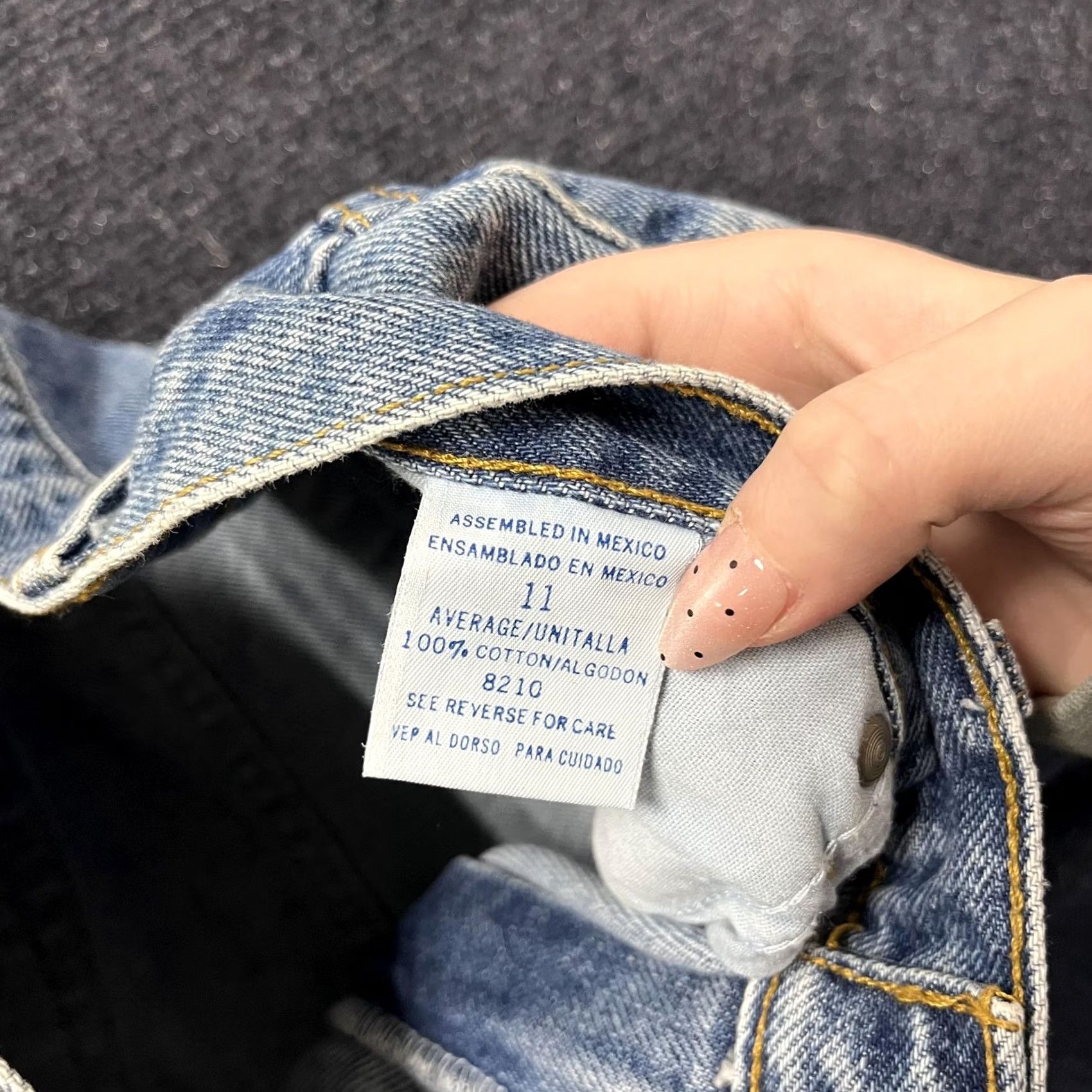 Vintage VINTAGE Arizona Jean Company Jeans Juniors 11 Light Wash Tapered Mom Denim Size 32" / US 10 / IT 46 - 5 Thumbnail