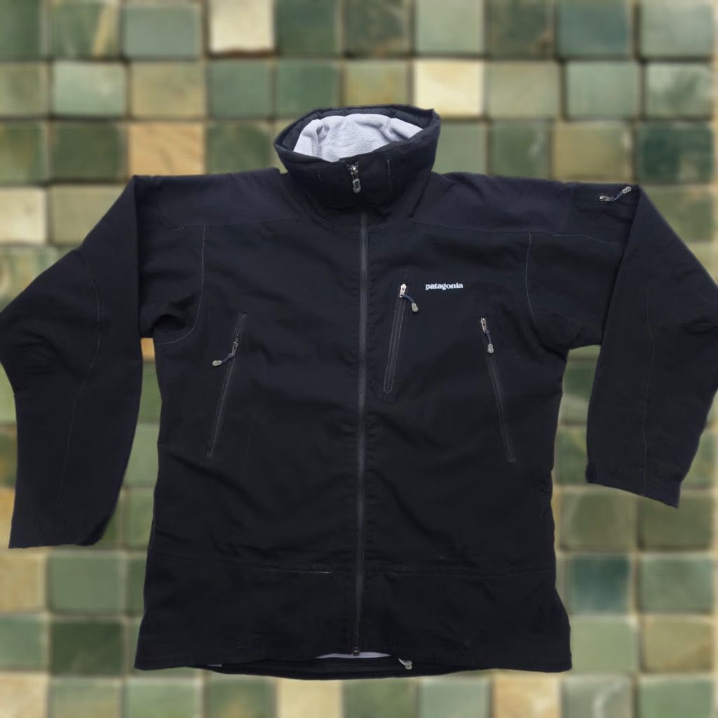 Patagonia Patagonia Jacket Mens M Black Softshell Windbreaker Full Zip Vintage VTG Y2K Ski Outdoor Coat лиц Size US M / EU 48-50 / 2 - 1 Thumbnail