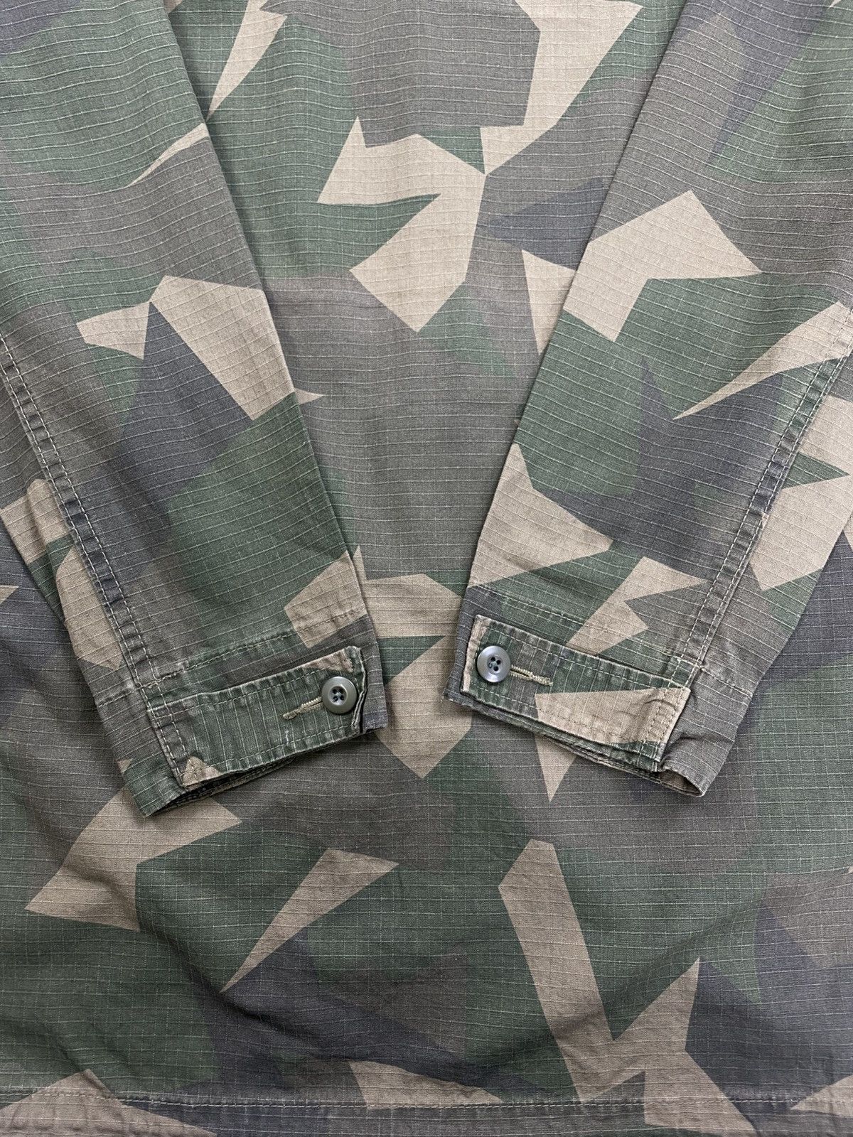 Japanese Brand × Vintage Vintage Rosebud Couples Worker Camo Army Field Style Jacket Size US M / EU 48-50 / 2 - 10 Thumbnail