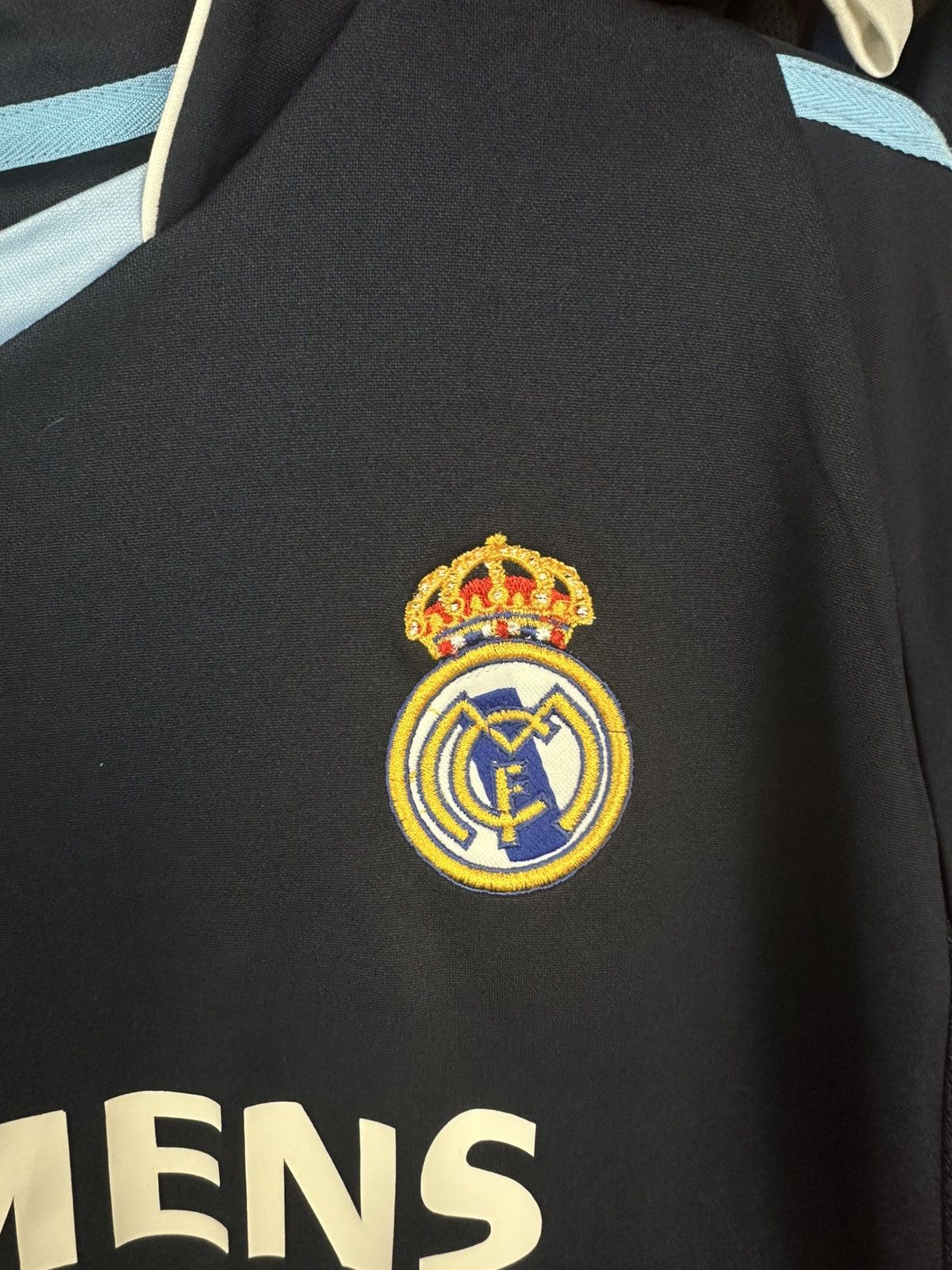 Adidas Vintage Real Madrid 2003-2004 away football shirt size XL Size US XL / EU 56 / 4 - 6 Thumbnail