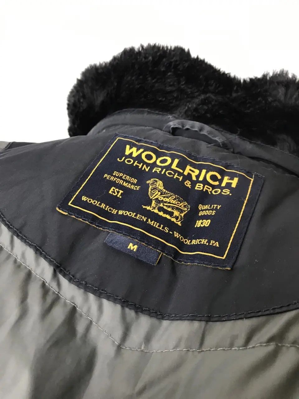 Woolrich Woolen Mills Woolrich down jacket size M Size US M / EU 48-50 / 2 - 7 Thumbnail