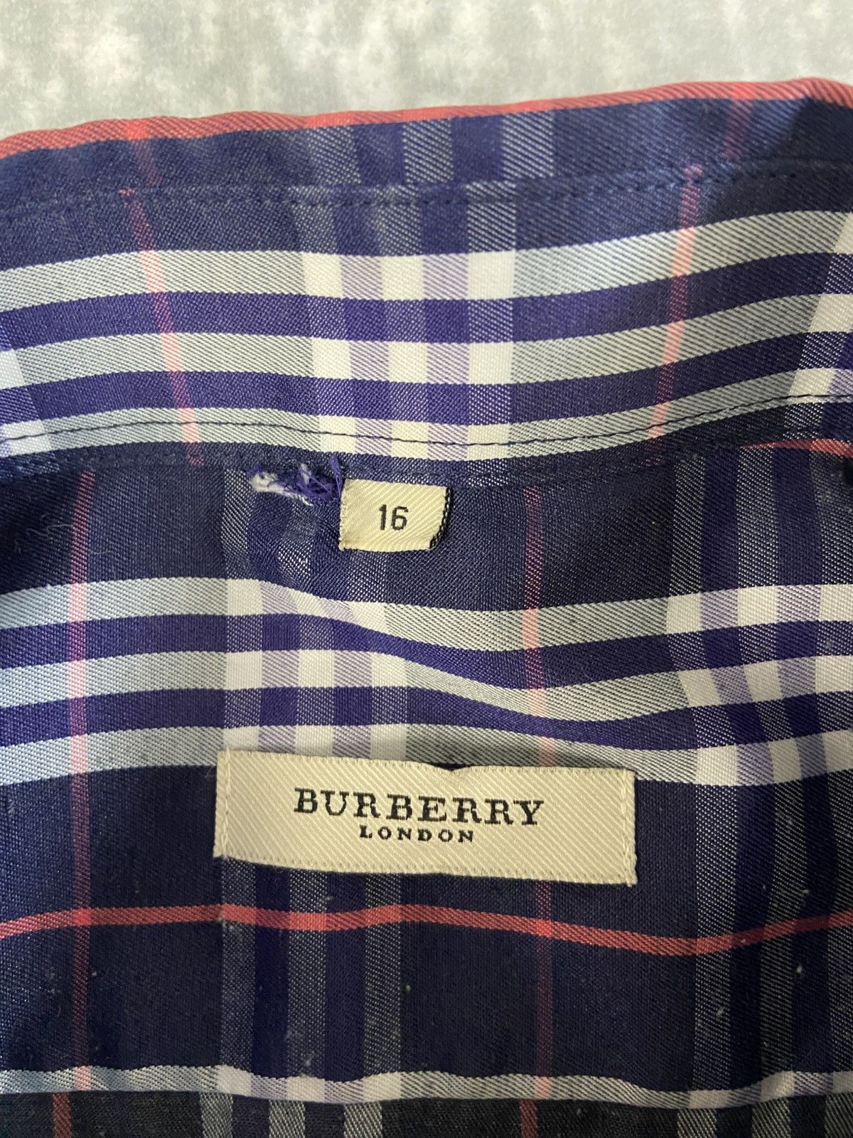 Burberry Vintage Burberry Short Sleeve Check Shirt Size US L / EU 52-54 / 3 - 3 Thumbnail