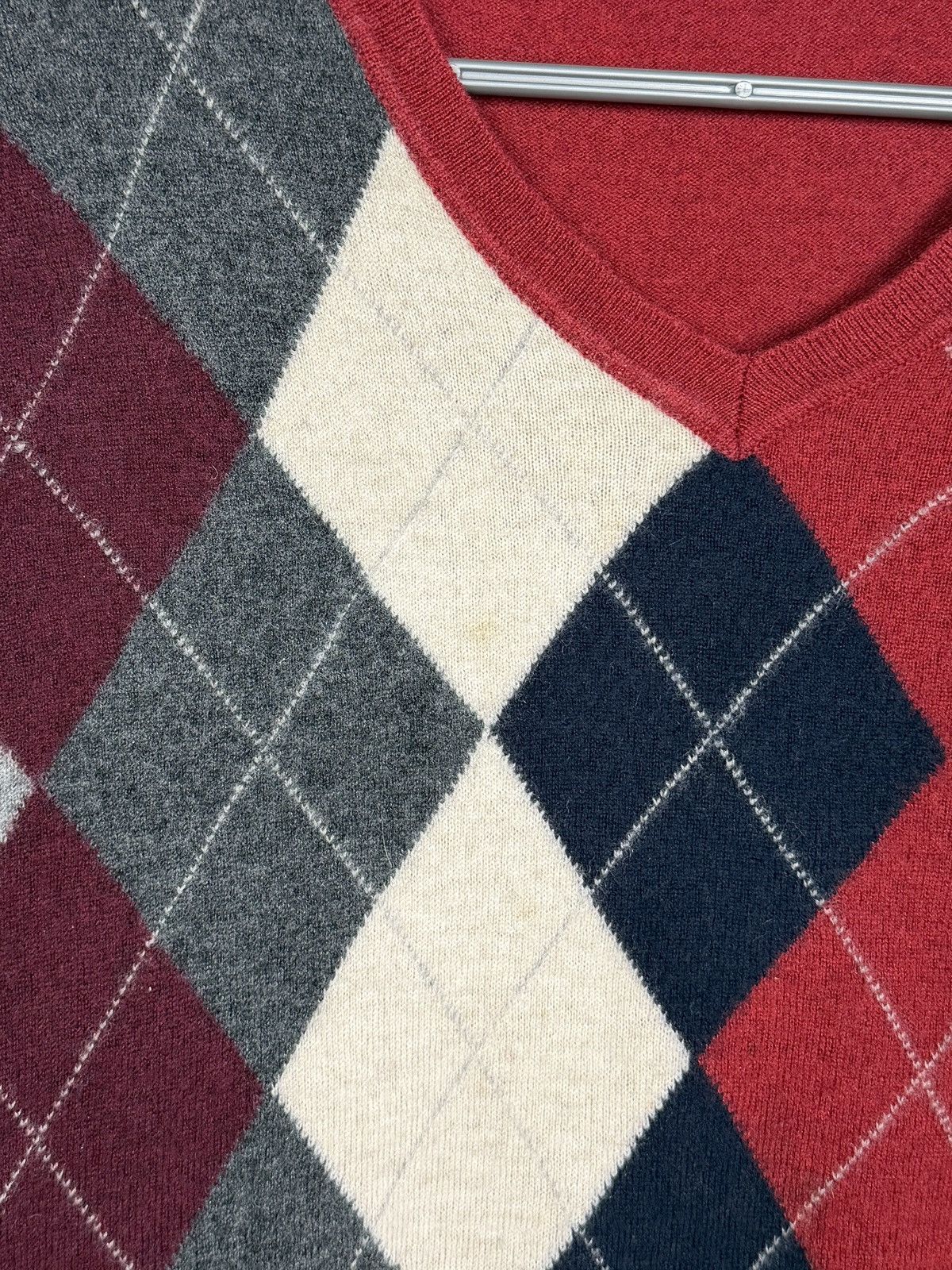 Burberry Men’s Burberry Argyle Wool V-Neck Sweater Pullover Size M-L Size US M / EU 48-50 / 2 - 15 Thumbnail